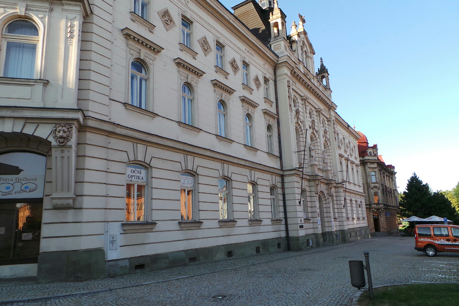 ZUŠ Frýdek-Místek, Hlavní třída