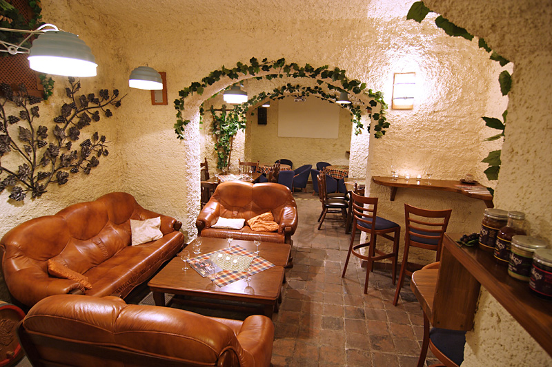 Vinný klub Karlák VK 17 foto 2