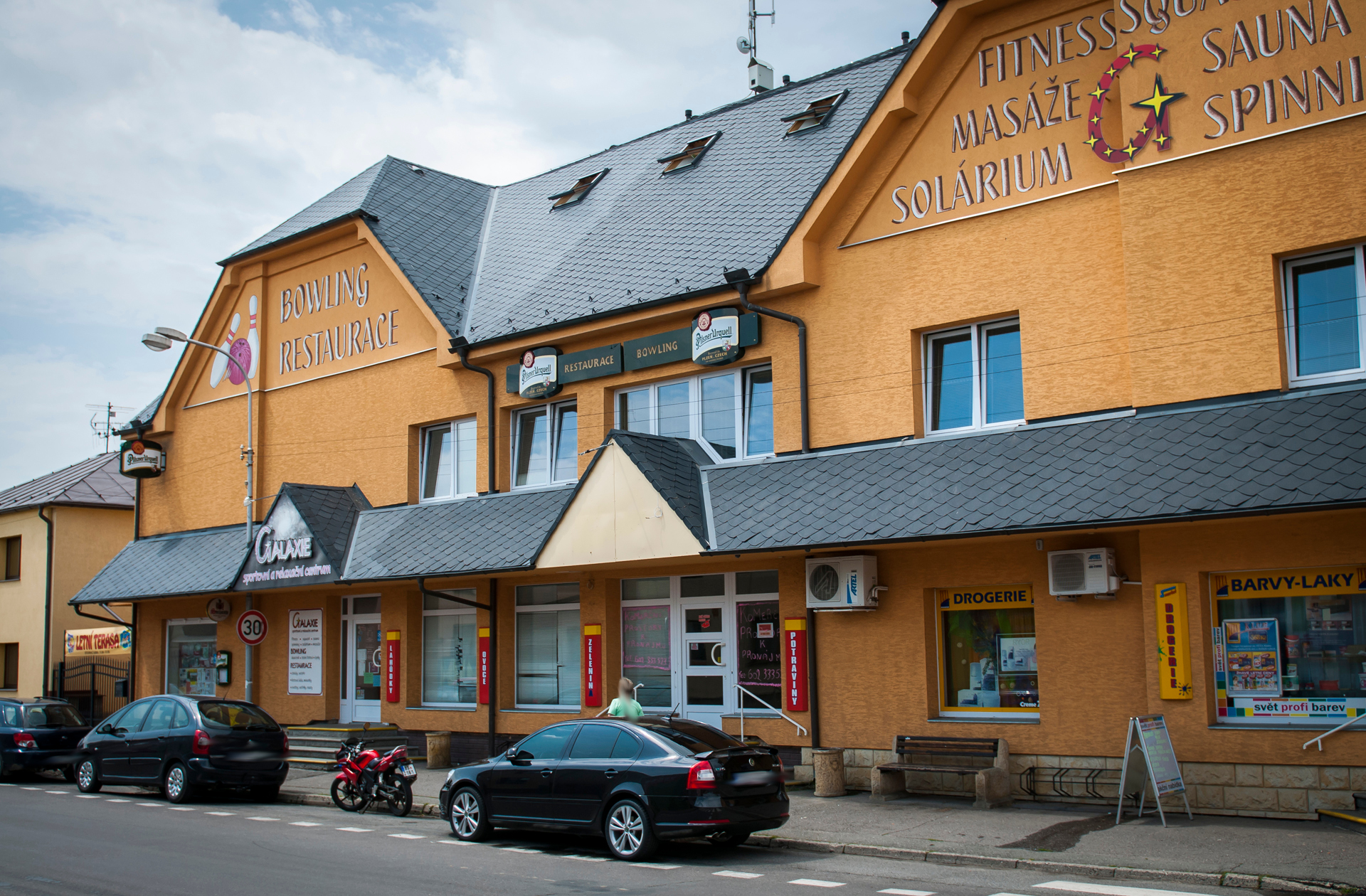 Sportovní a relaxační centrum Galaxie foto 2