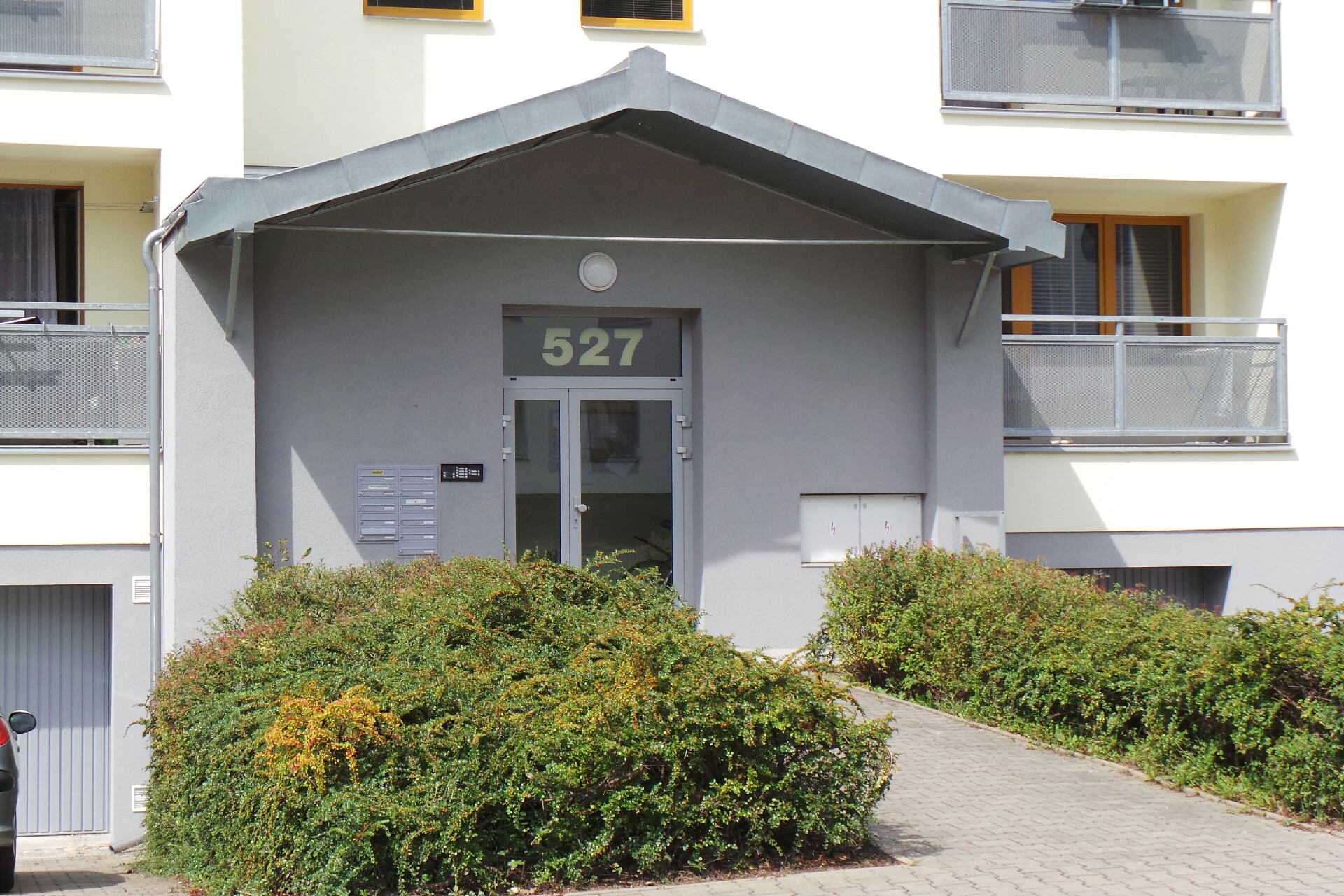 JUDr. Milan Hüttner