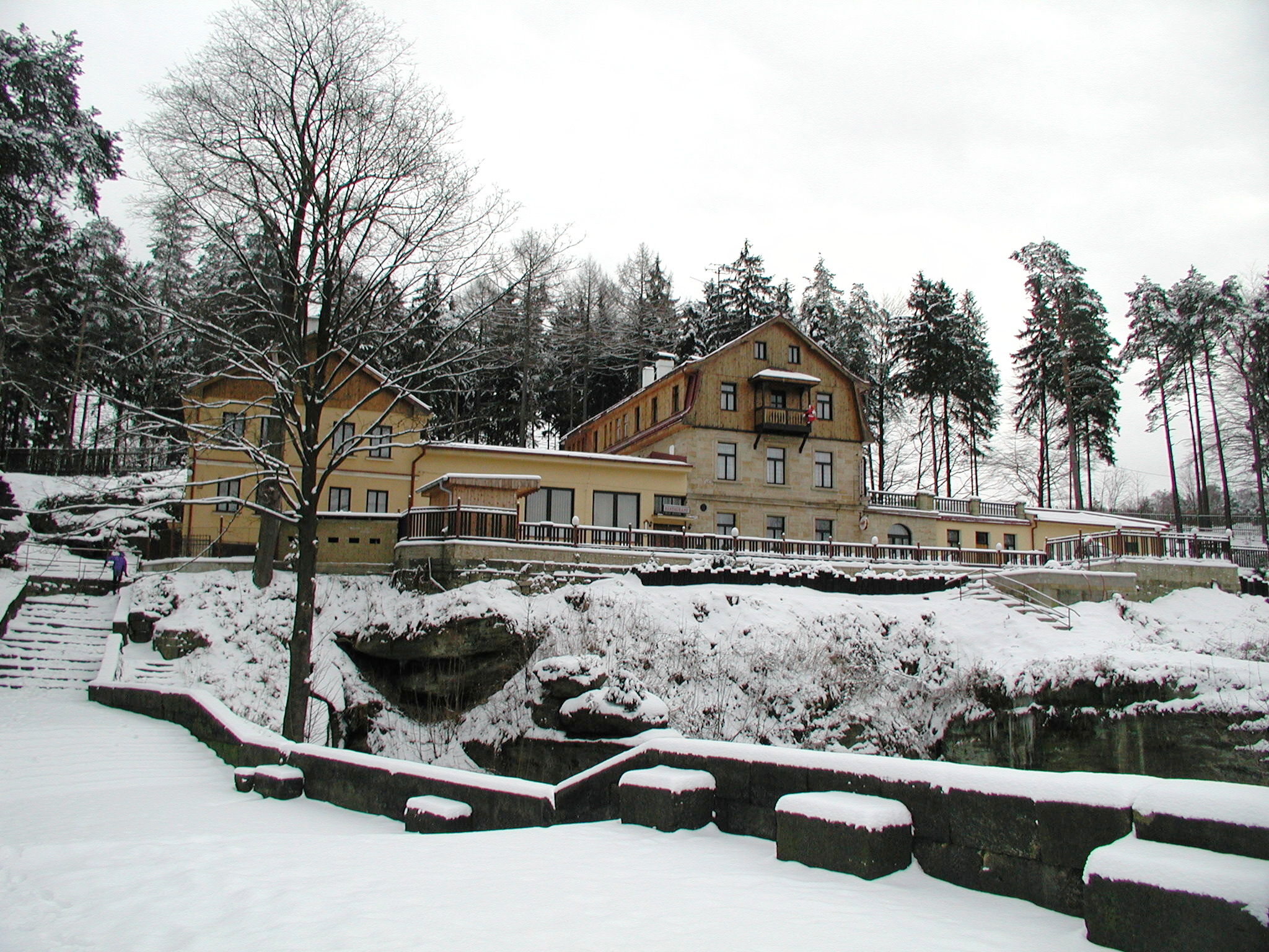 HOTEL BELVEDER DĚČÍN, s.r.o.