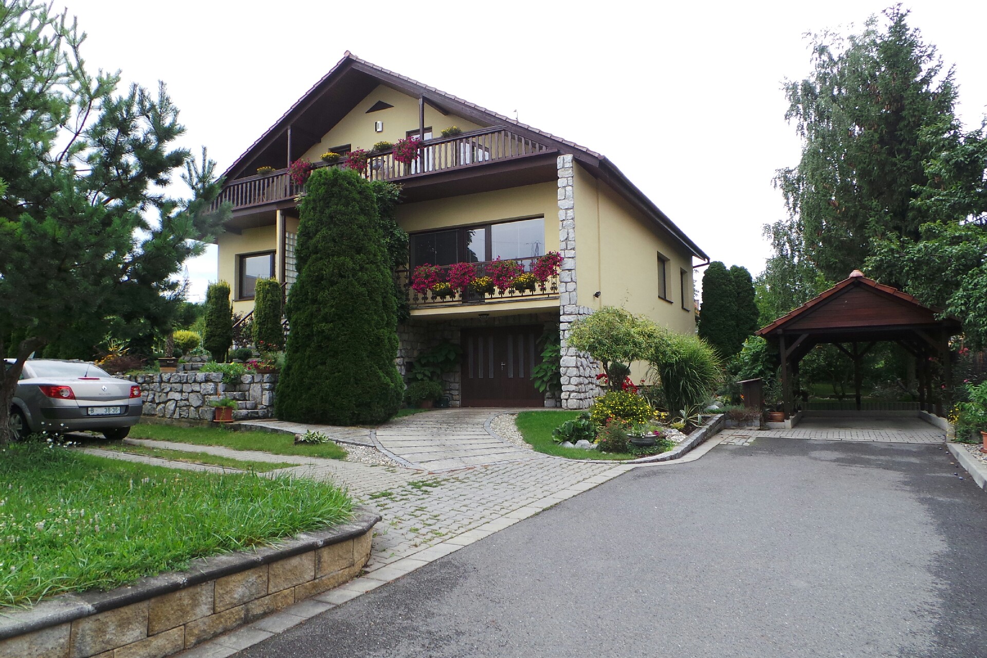 Zdeněk Bureš - projektové služby