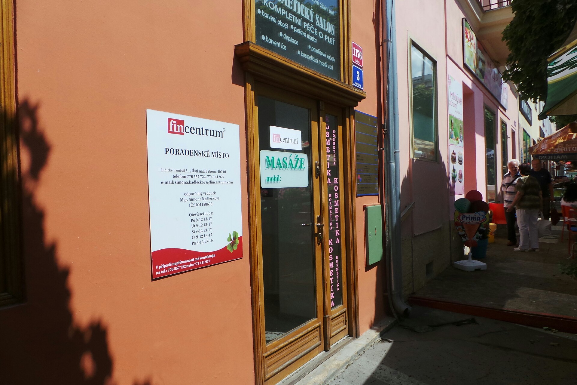 Mgr. Simona Kadlečková