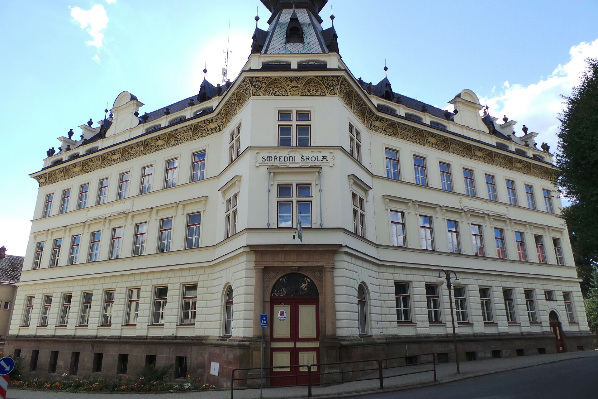 Základní škola Jilemnice, Komenského 288