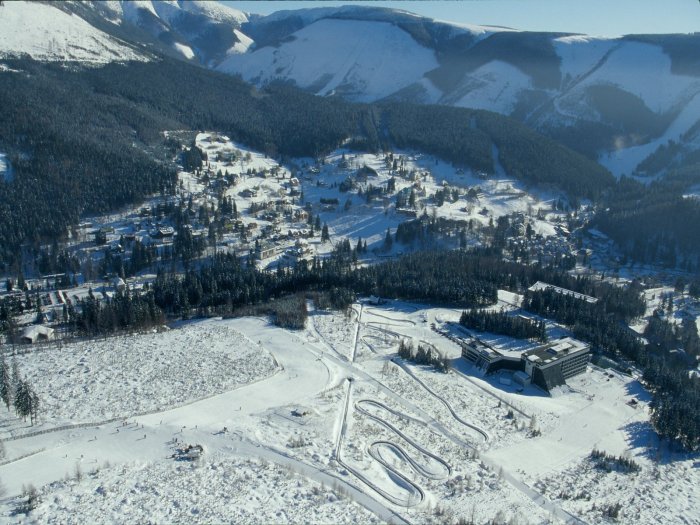 Bobová dráha HappyWorld Špindlerův Mlýn foto 2