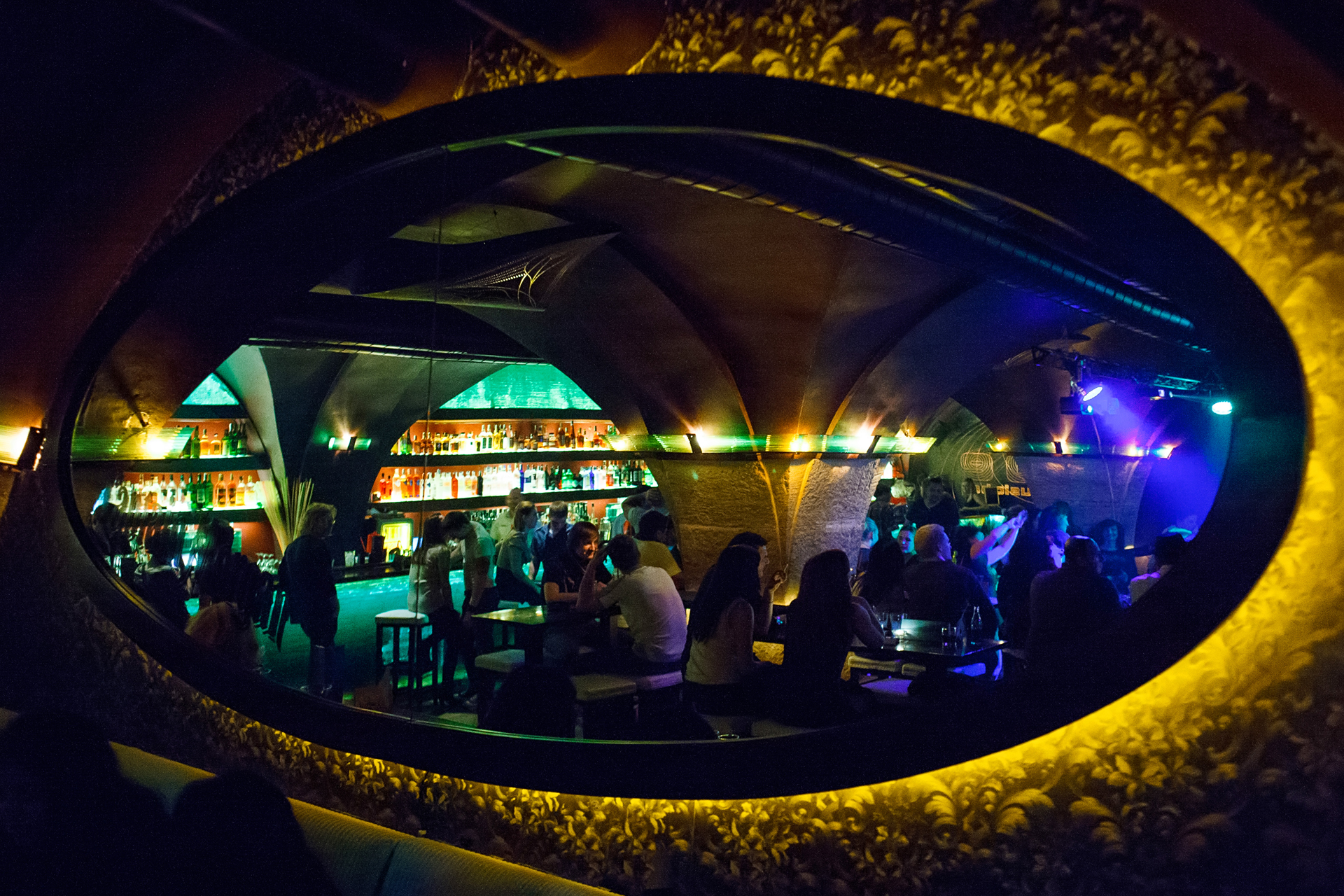 Nebe Music & Cocktail Bar foto 3