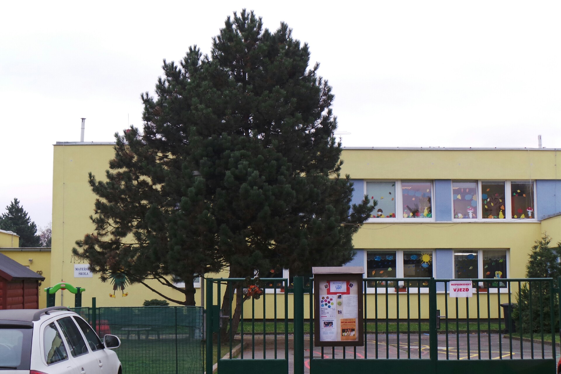 Soukromá ZŠ a MŠ Petrklíč