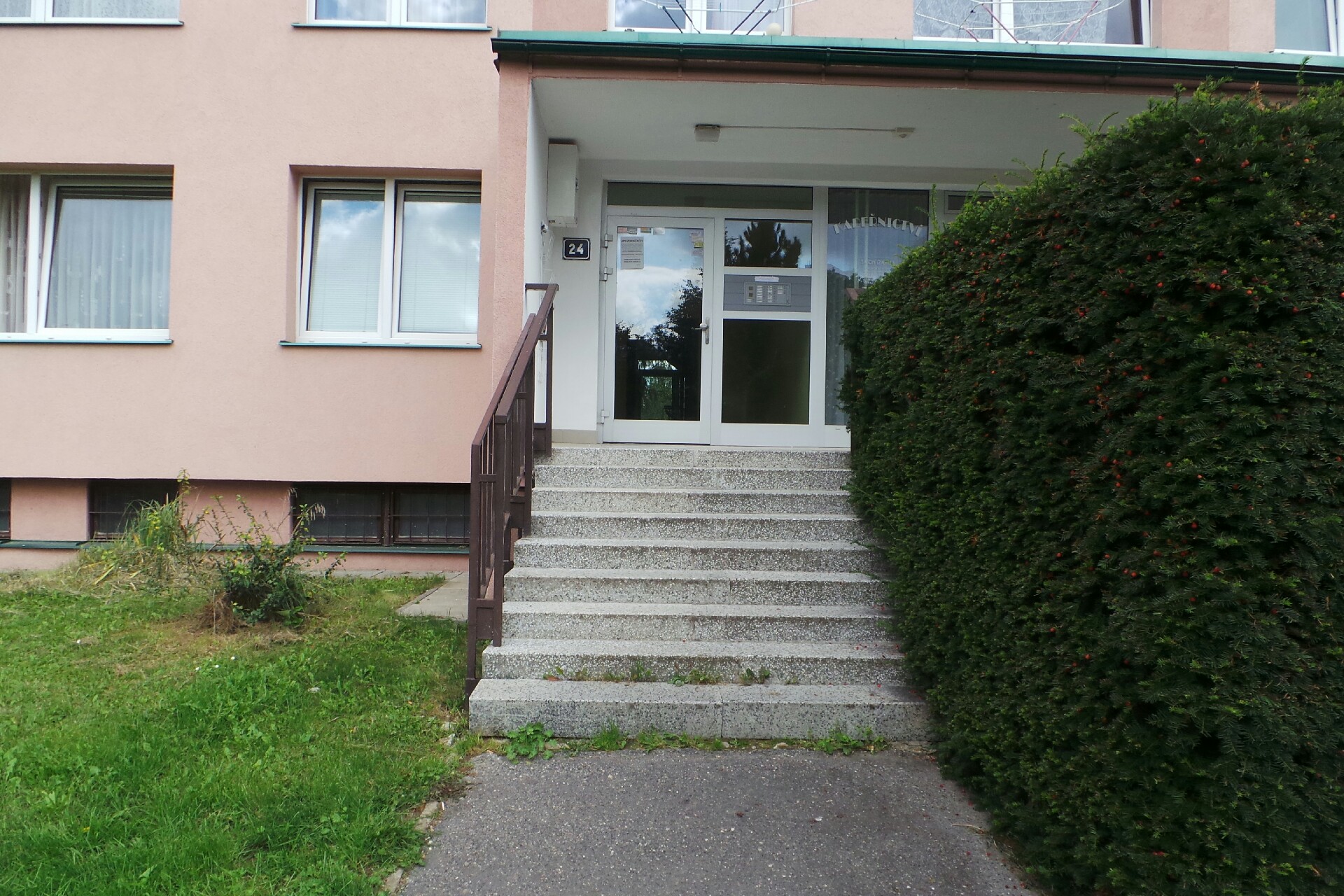 Věra Červená
