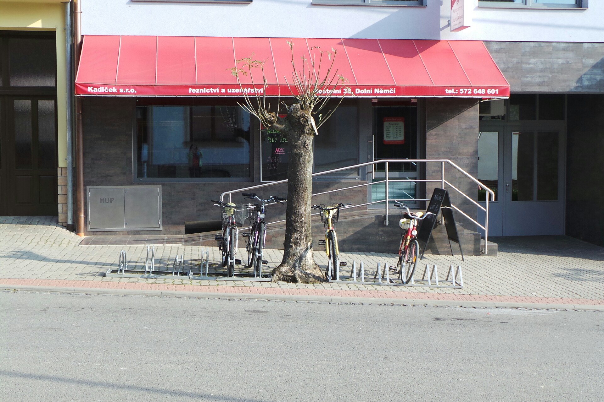 Řeznictví a uzenářství KADLČEK foto 2