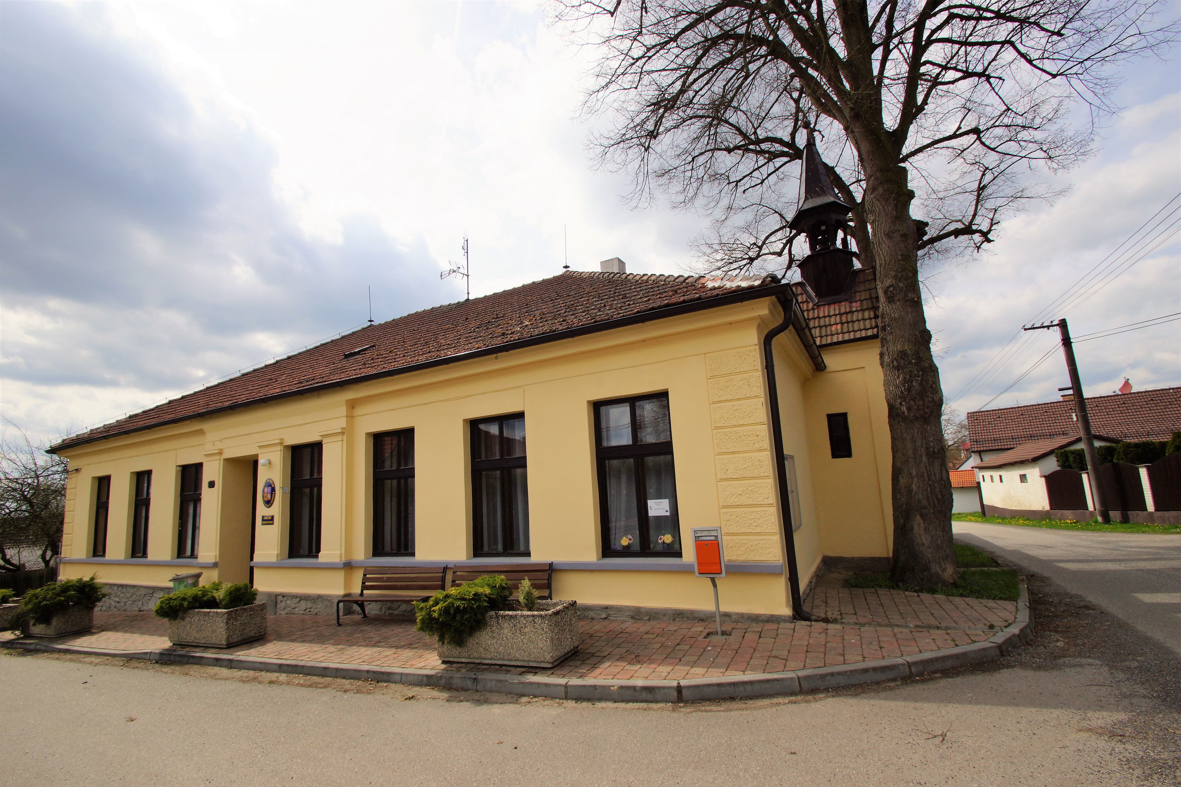 Radimovice u Tábora - obecní úřad foto 2