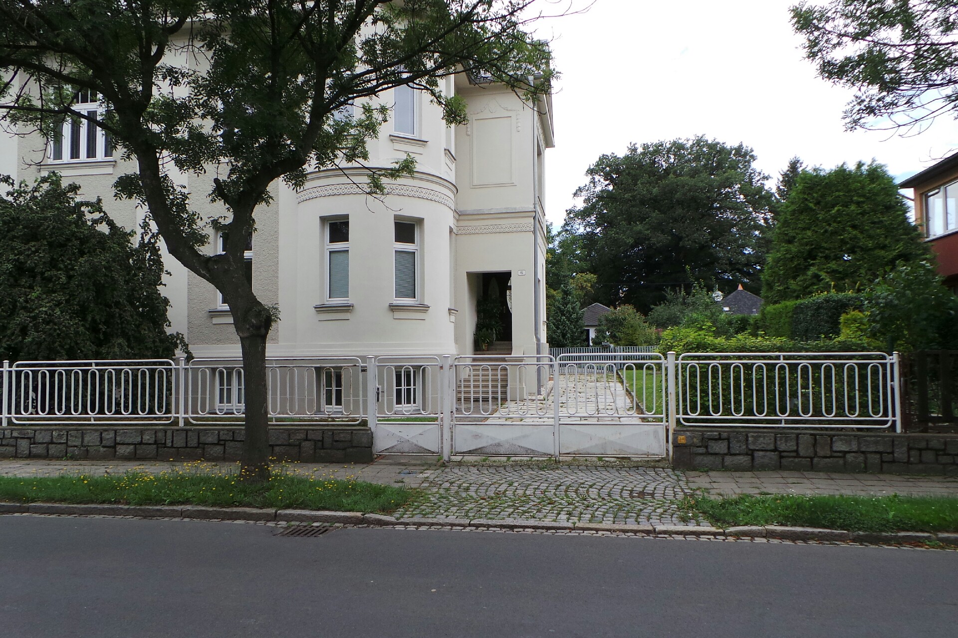 MVDr. Renáta Hlavová