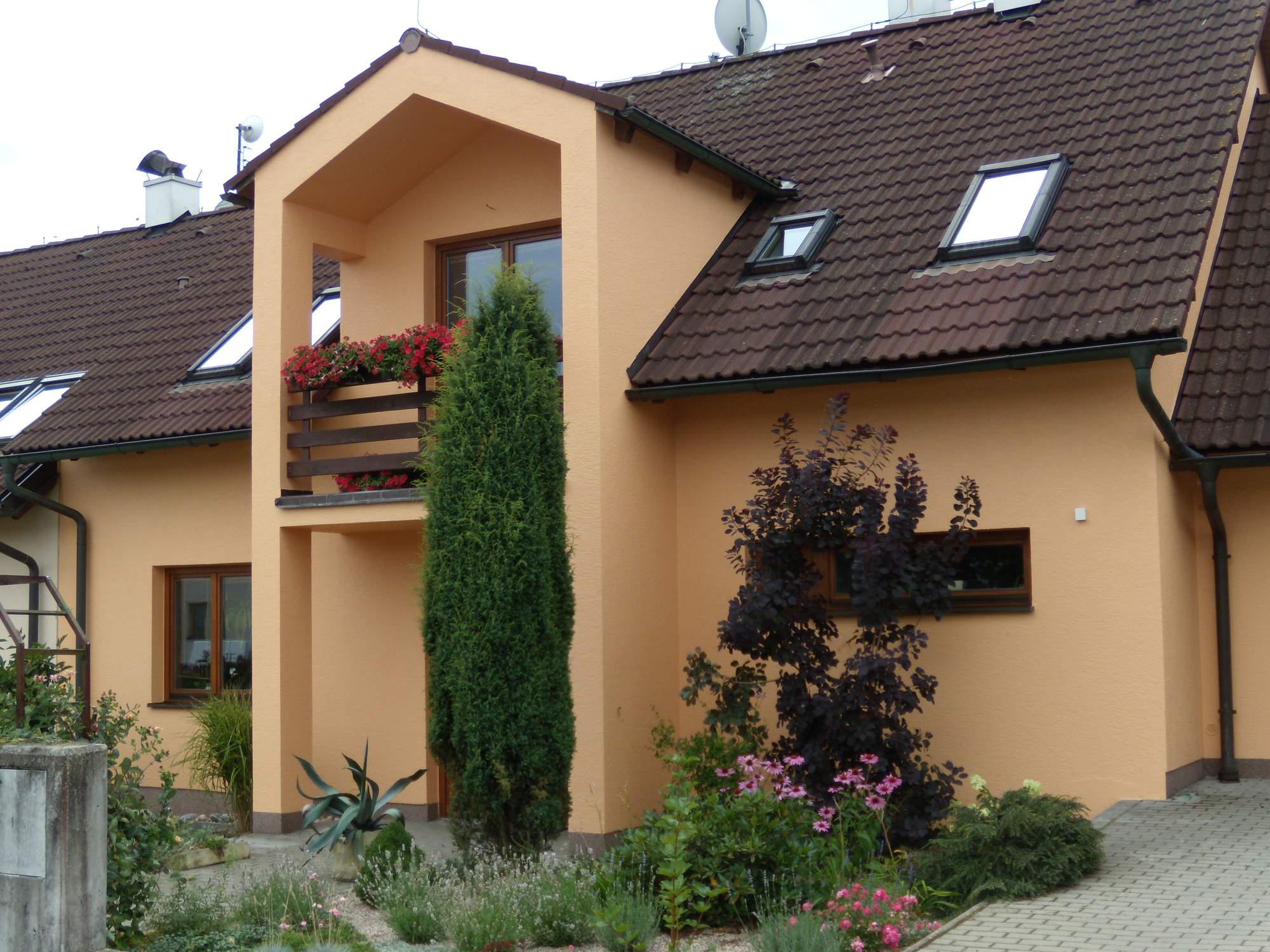 SOBOTKA - Malířství, natěračství, výškové práce foto 5