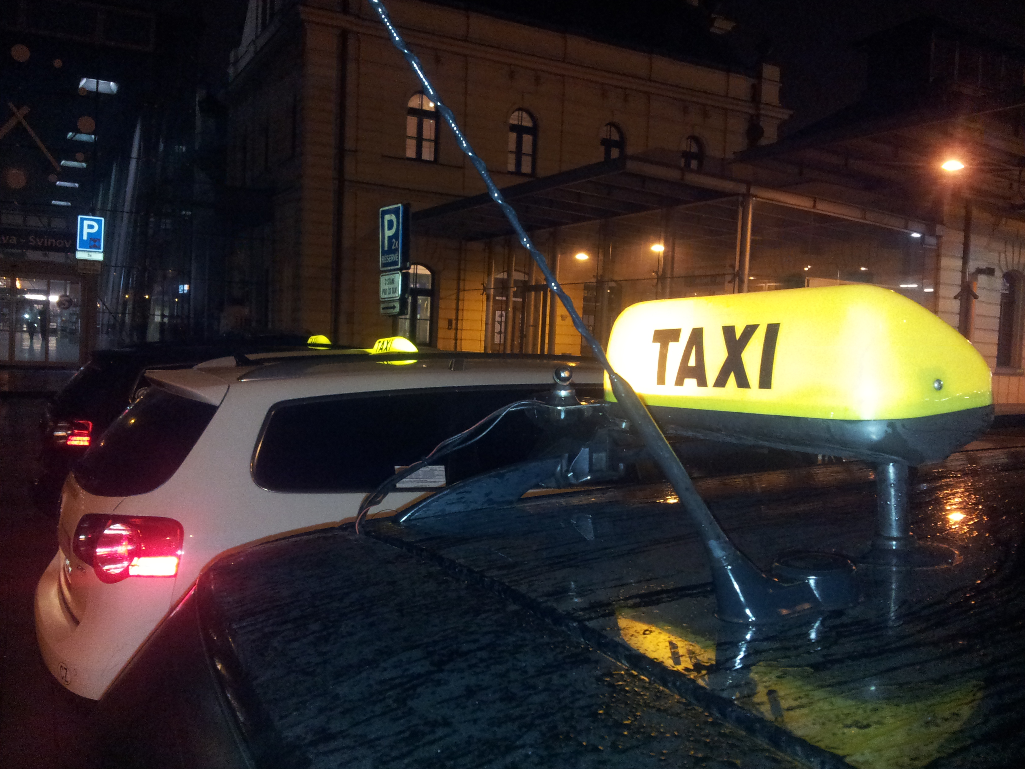 TAXI SVINOV foto 2