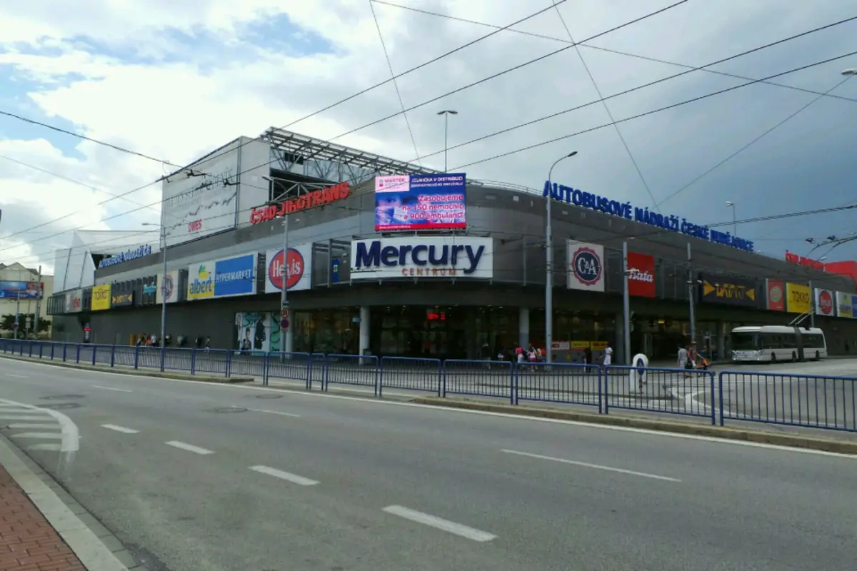Albert Hypermarket