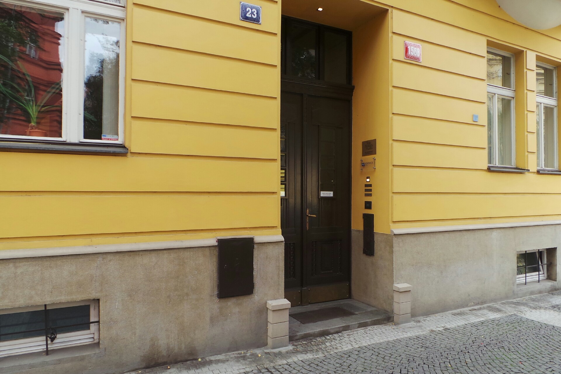 Mgr. Erik Zeman, advokát