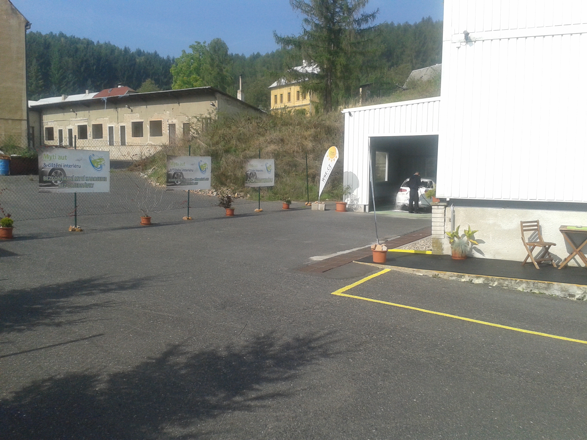 Mytí aut & čištění interiérů - Miloš Paťha foto 2
