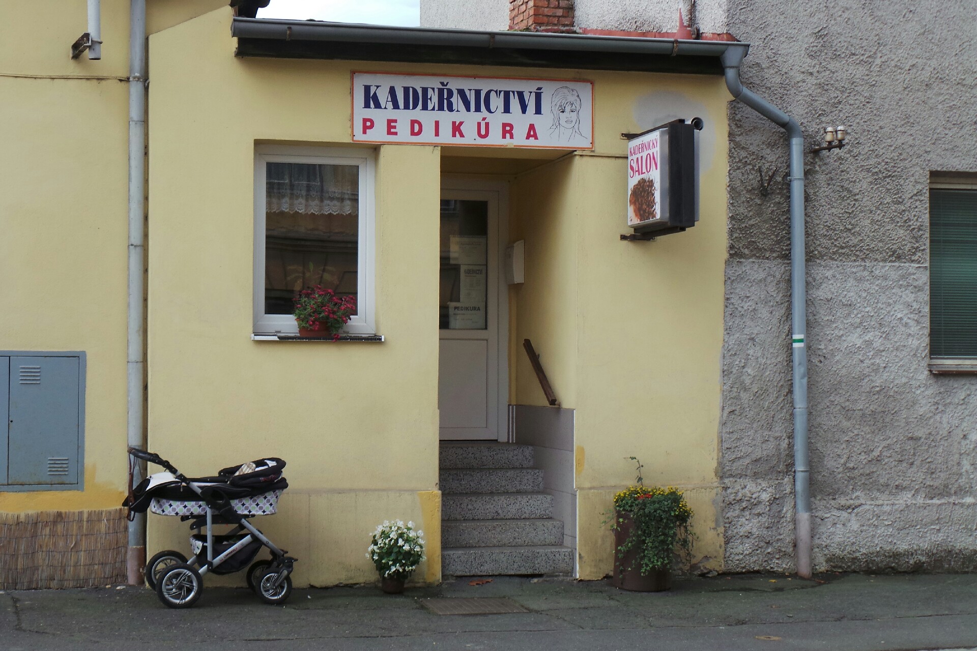 Kadeřnictví a pedikúra - Marta Tesařová