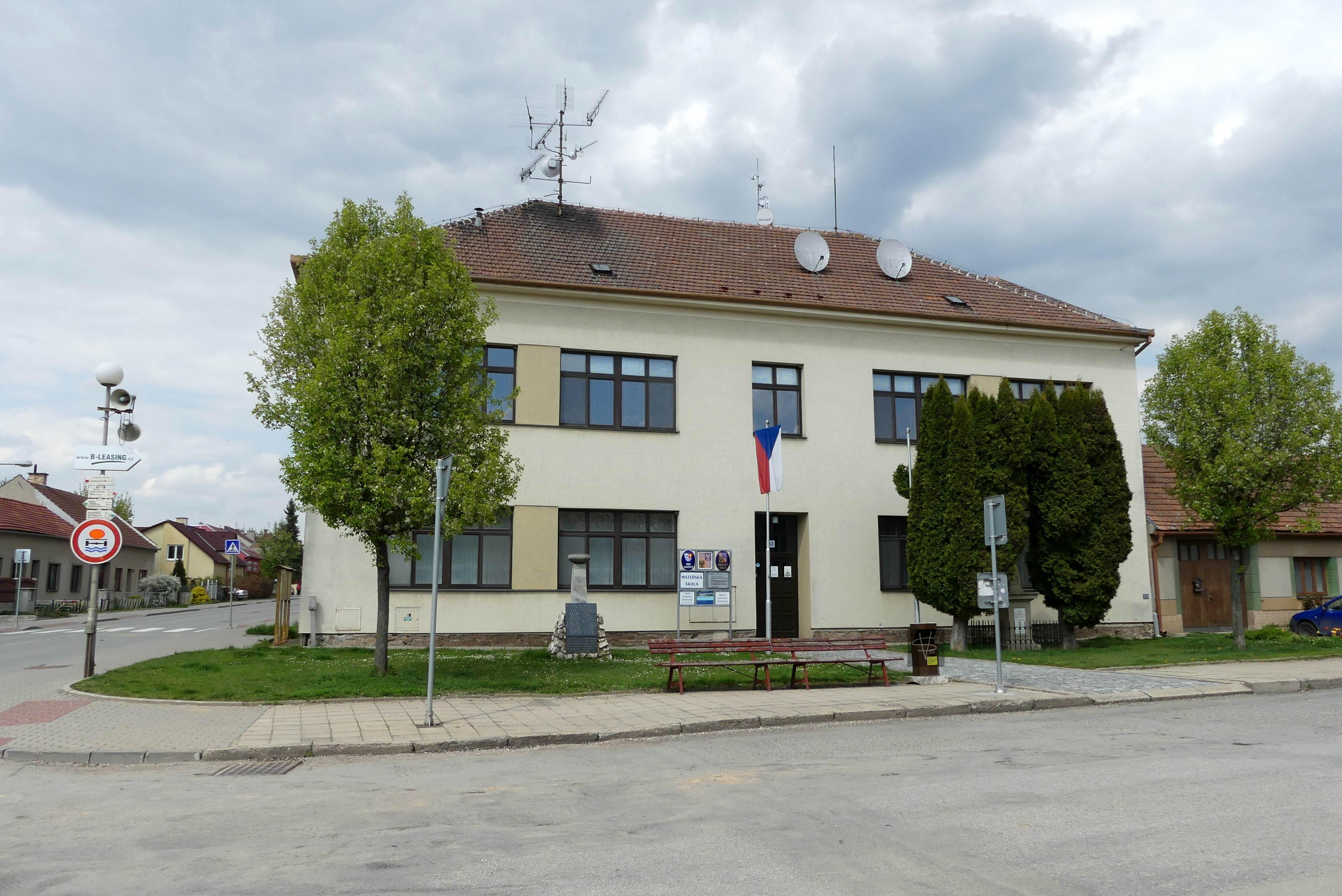 Jinačovice - obecní úřad