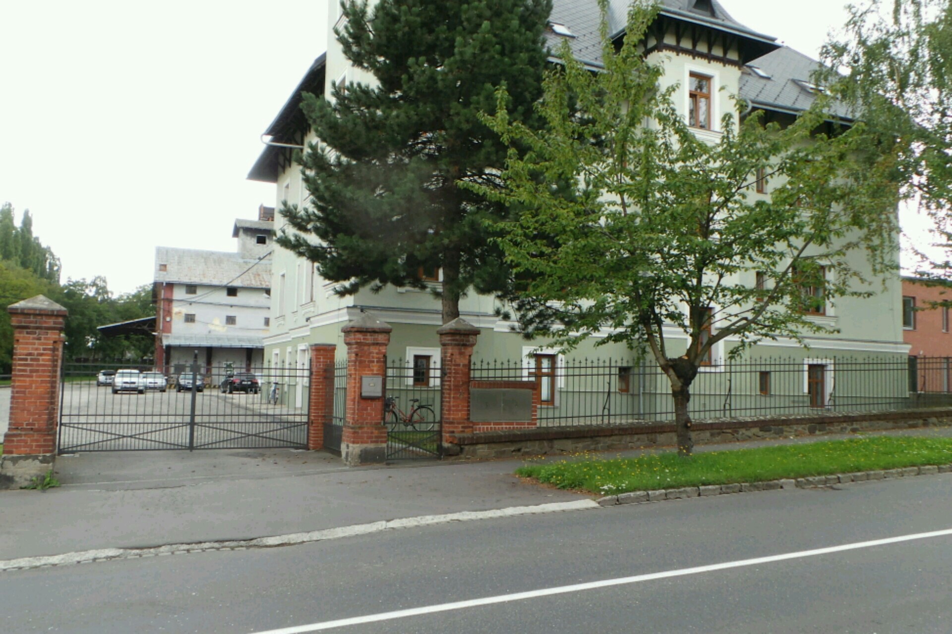 PCH výroba a projekty, s.r.o.