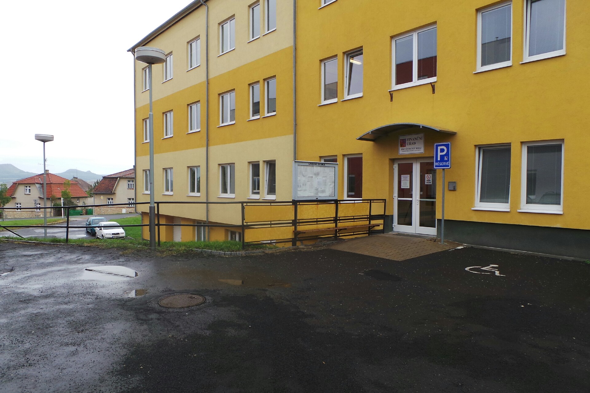 Finanční úřad pro Ústecký kraj - Územní pracoviště v Lounech