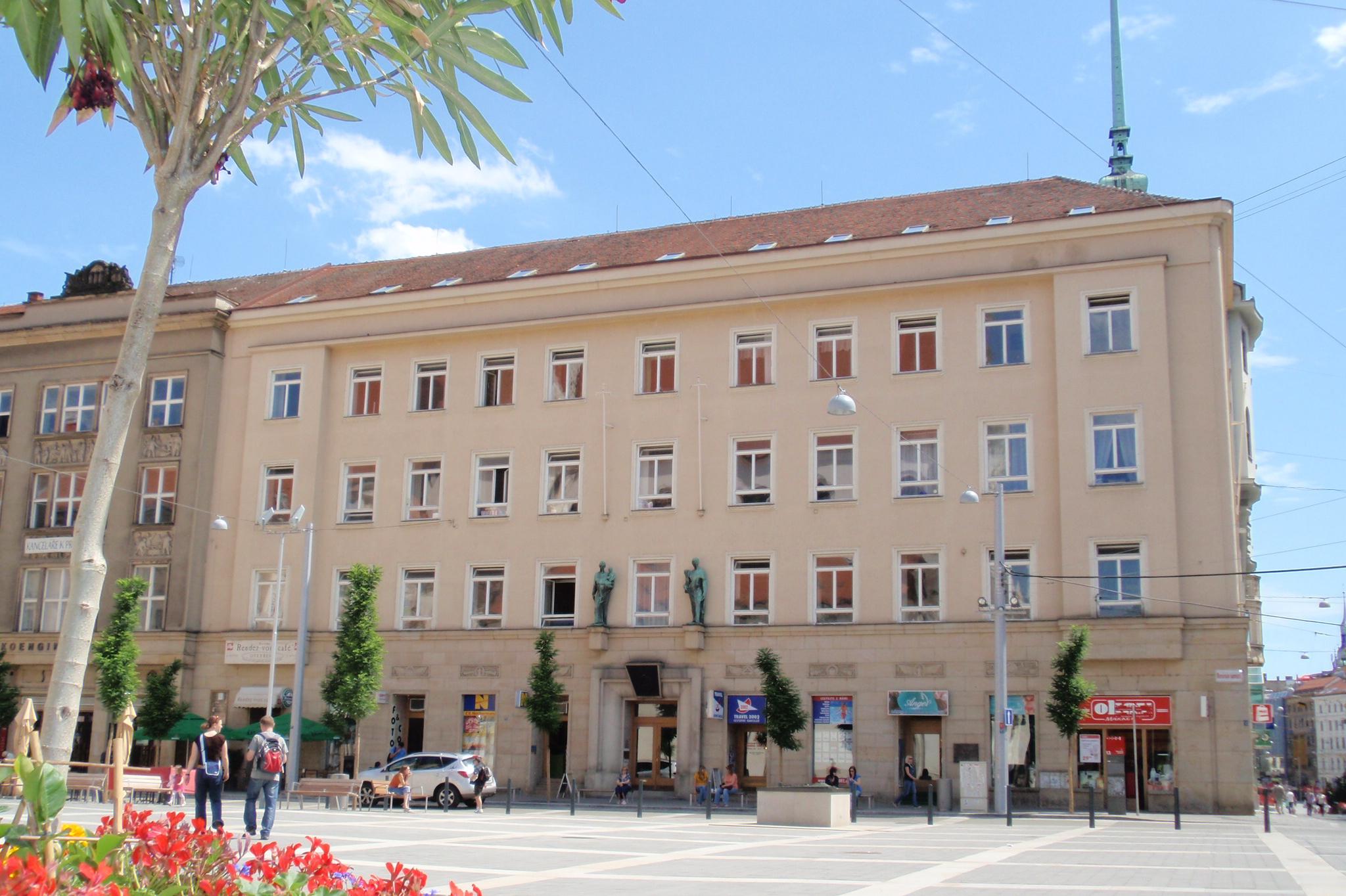 PRECIS - Martin Pavelka