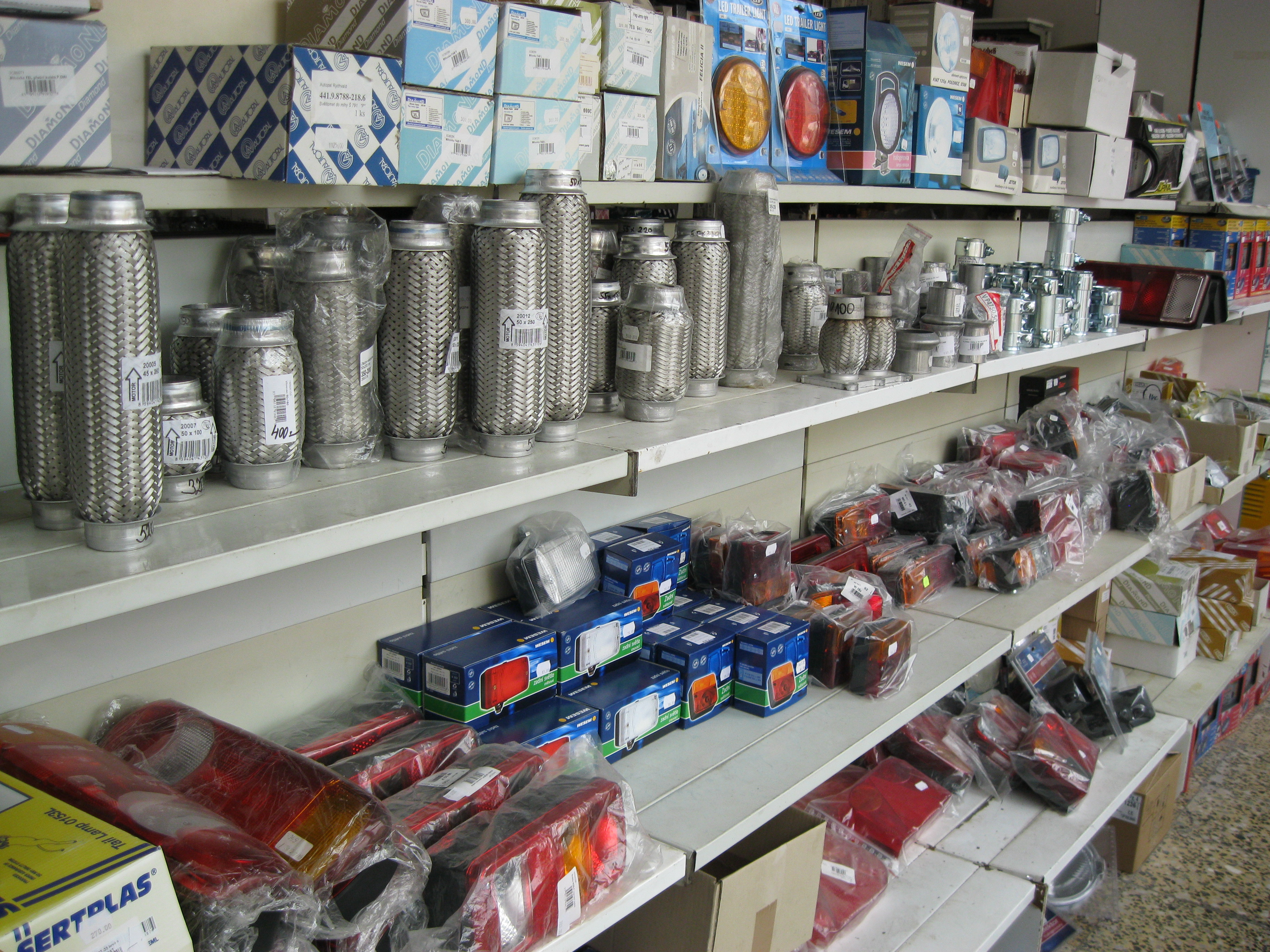 AUTO-MOTO Josef Novoměstský foto 4