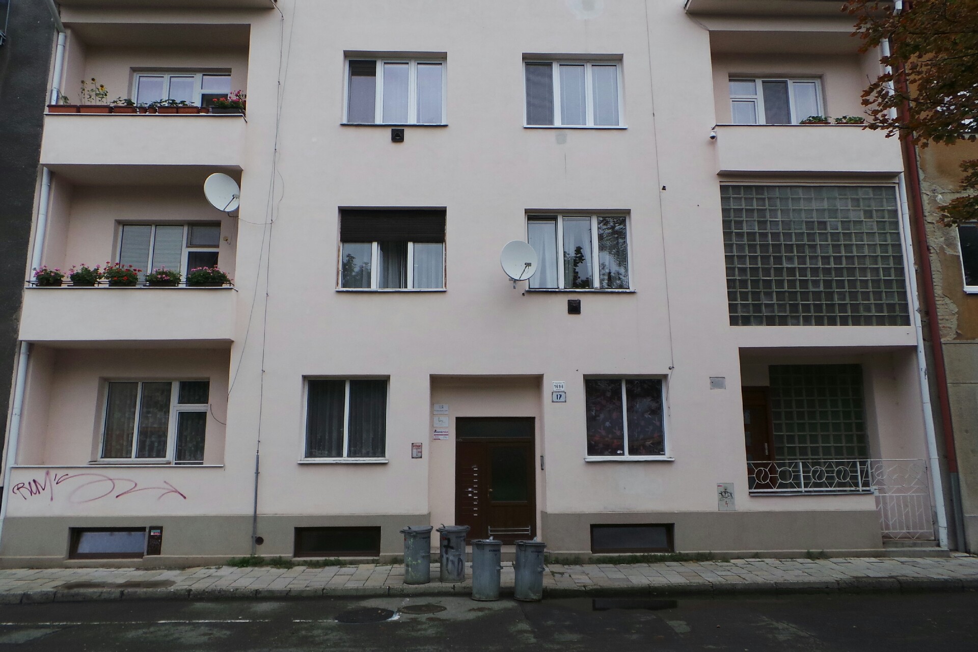 ŽOLÍKOVÁ PRÁCE, s.r.o.