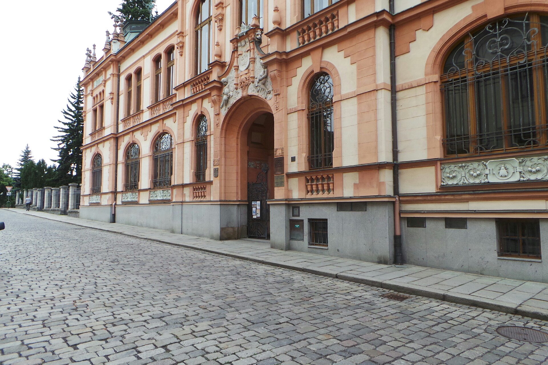 Knihovna a archiv Vlastivědného muzea Dr. Hostaše v Klatovech