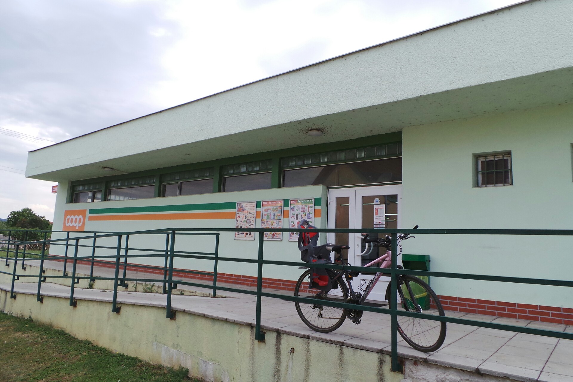 Jednota, spotřební družstvo v Hodoníně - COOP