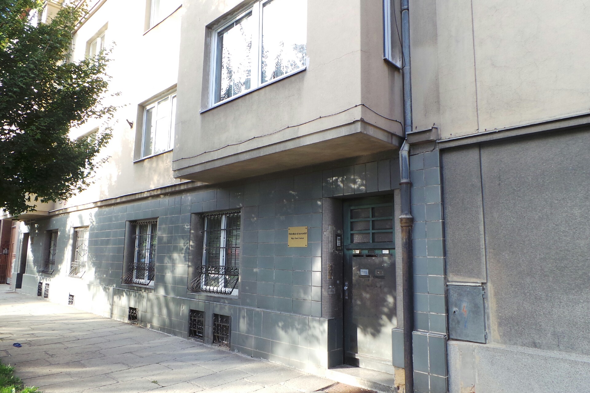 Mgr. Karel Hostaš, advokát foto 1