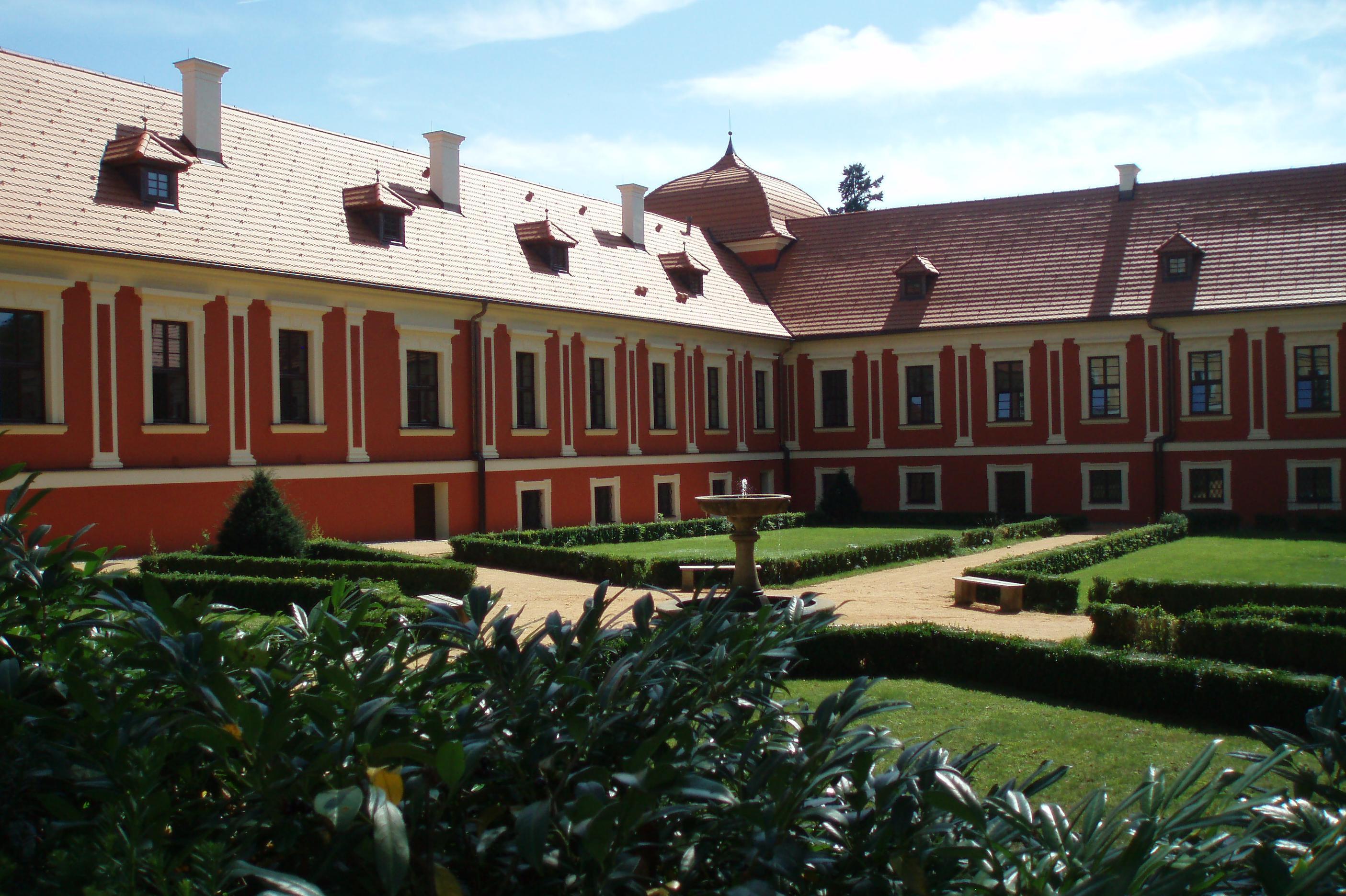 Městská knihovna Ostrov