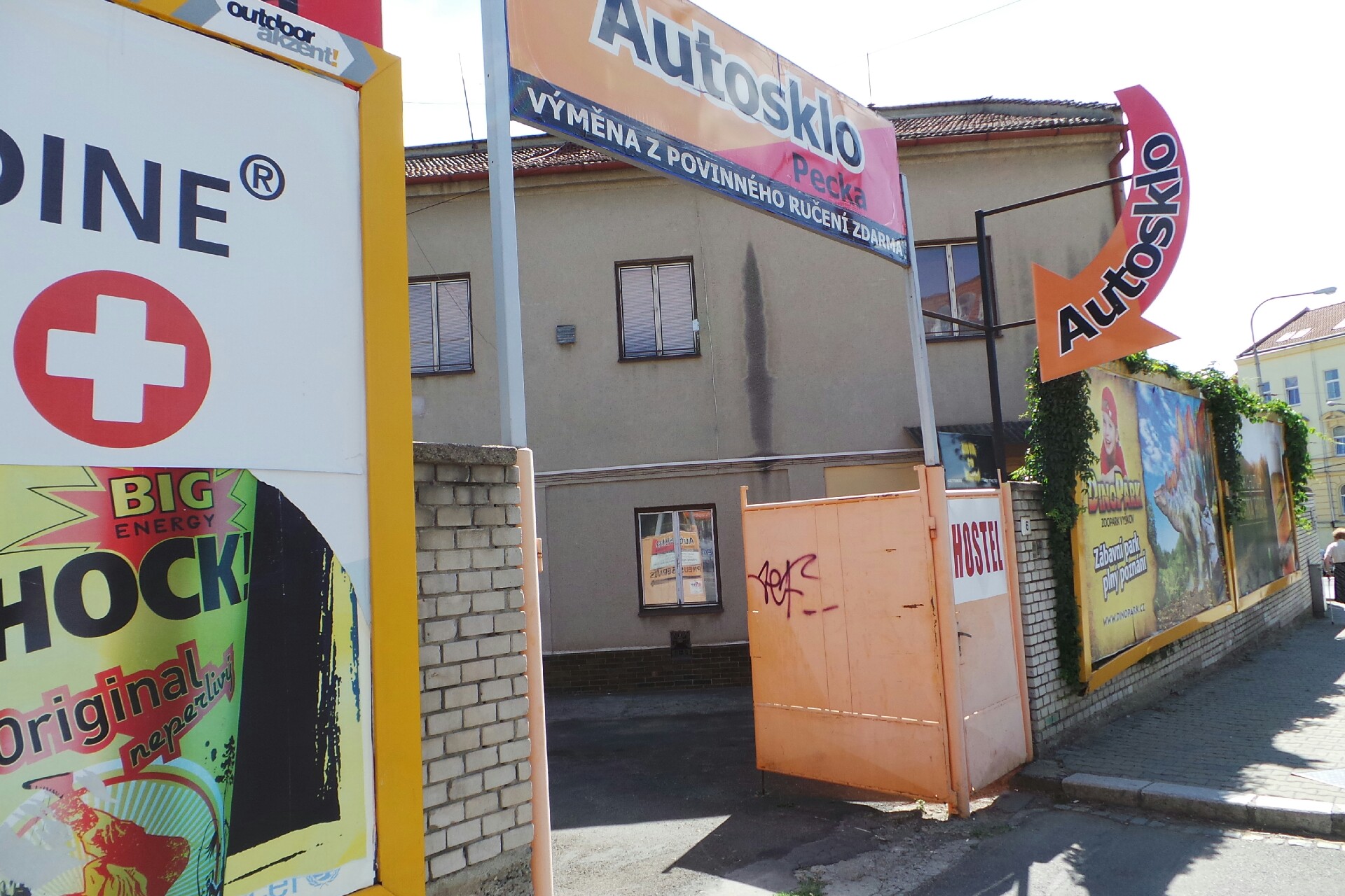 AUTOSKLO PECKA, s.r.o.