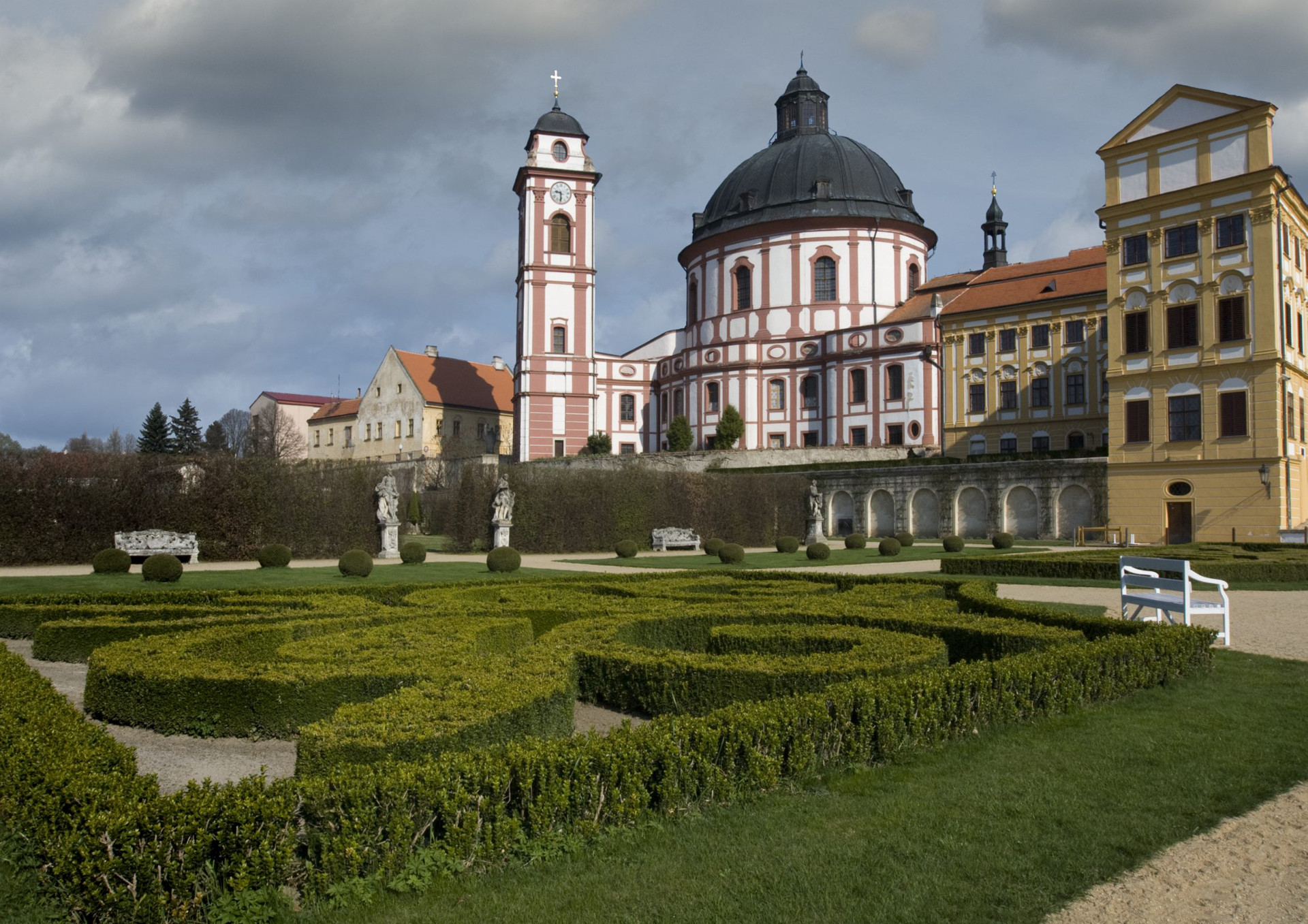 Státní zámek Jaroměřice nad Rokytnou foto 2