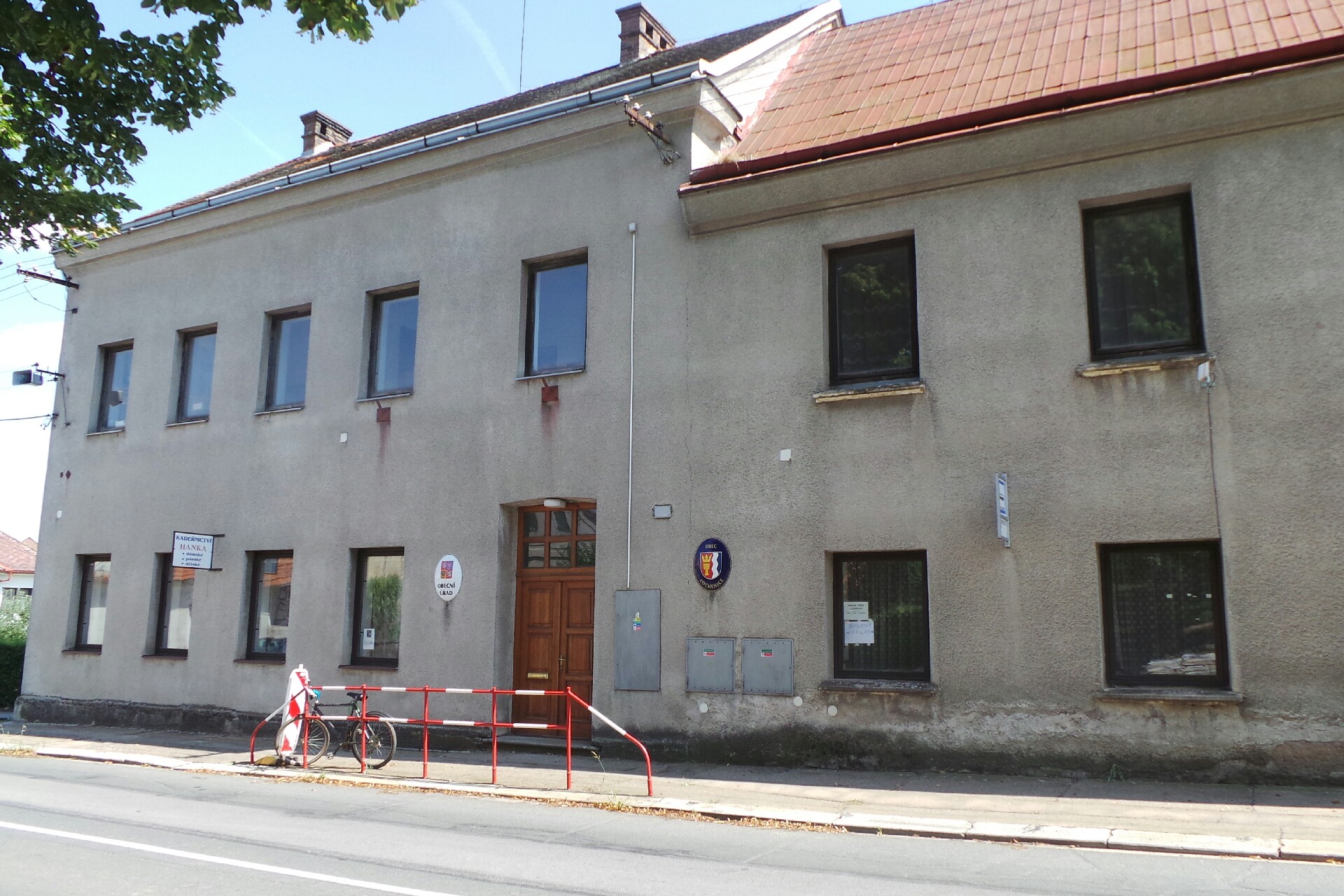 Lochenice - obecní úřad