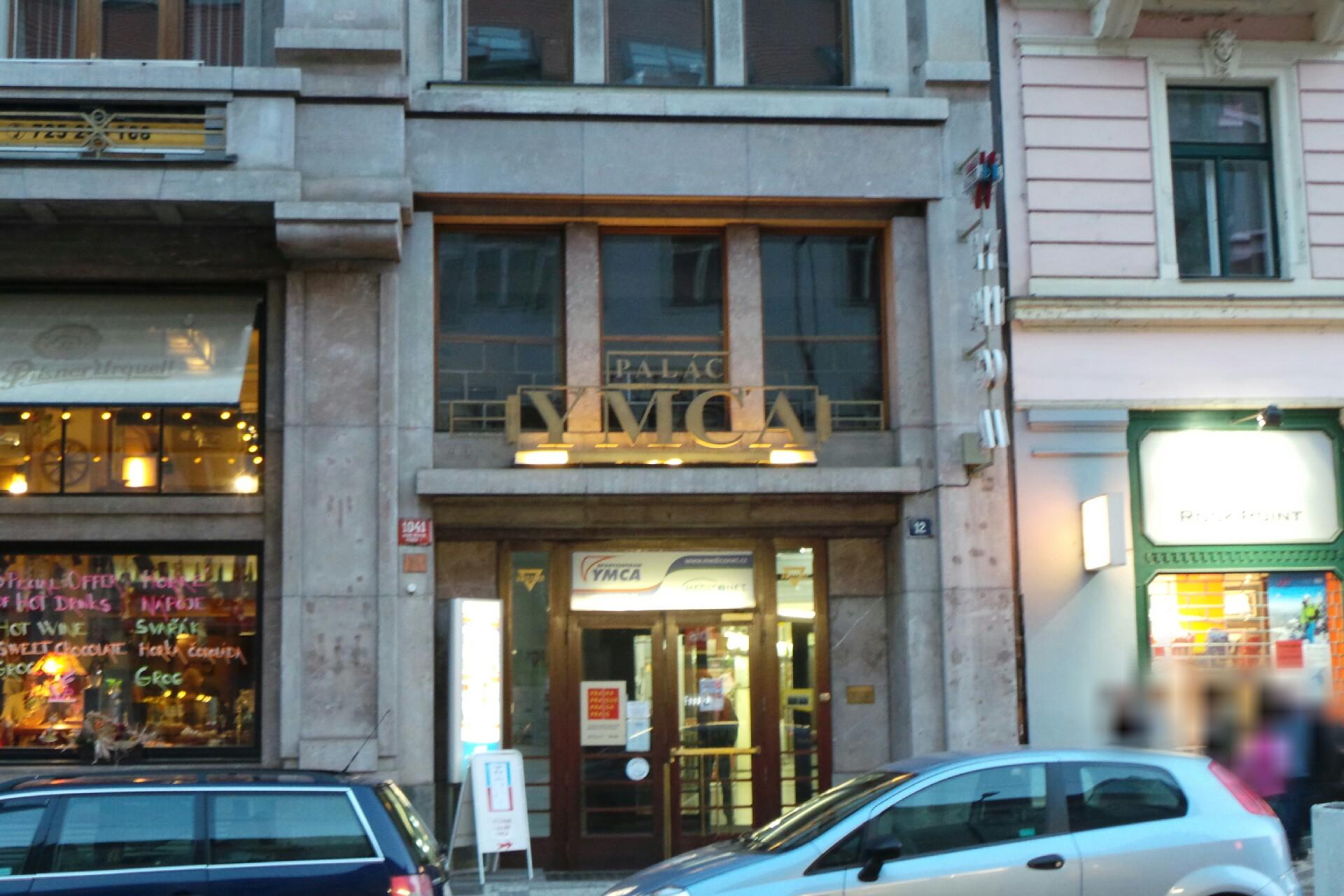 Canadian Medical - Palác YMCA