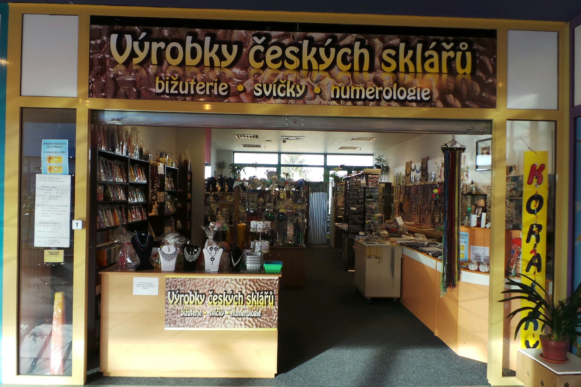 Jaroslav Pokorný  - Výrobky českých sklářů