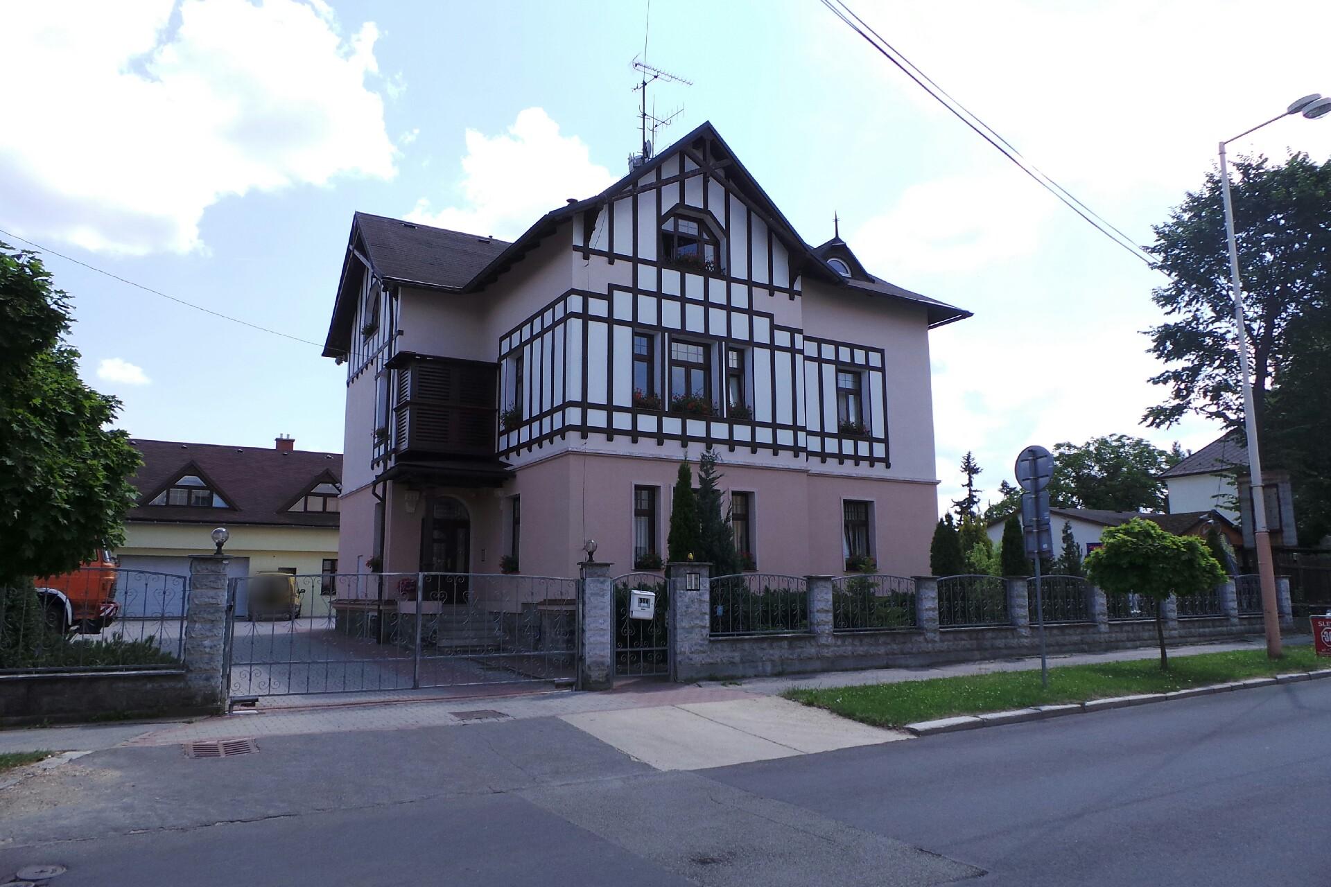 Real - Invest CL, a.s.