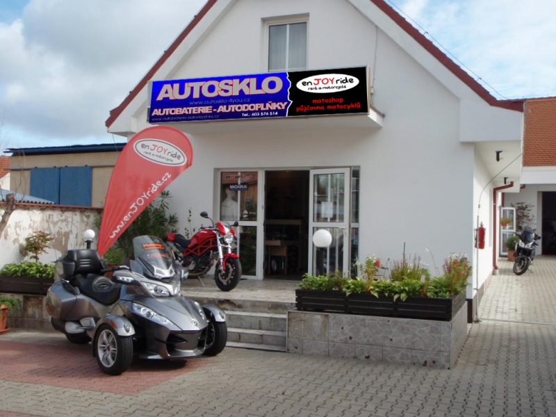 Autosklo Sentera foto 3
