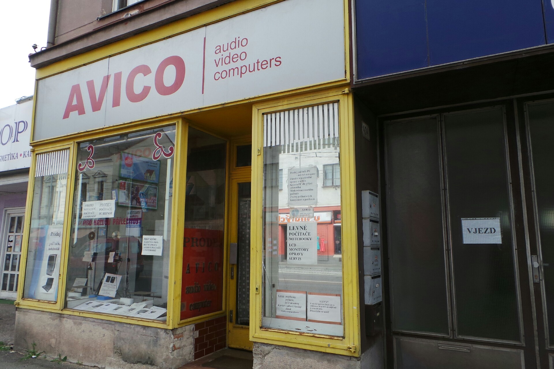 Josef Chvalovský - AVICO