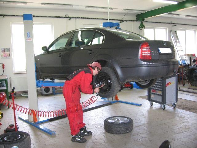 Auto Pitel foto 2