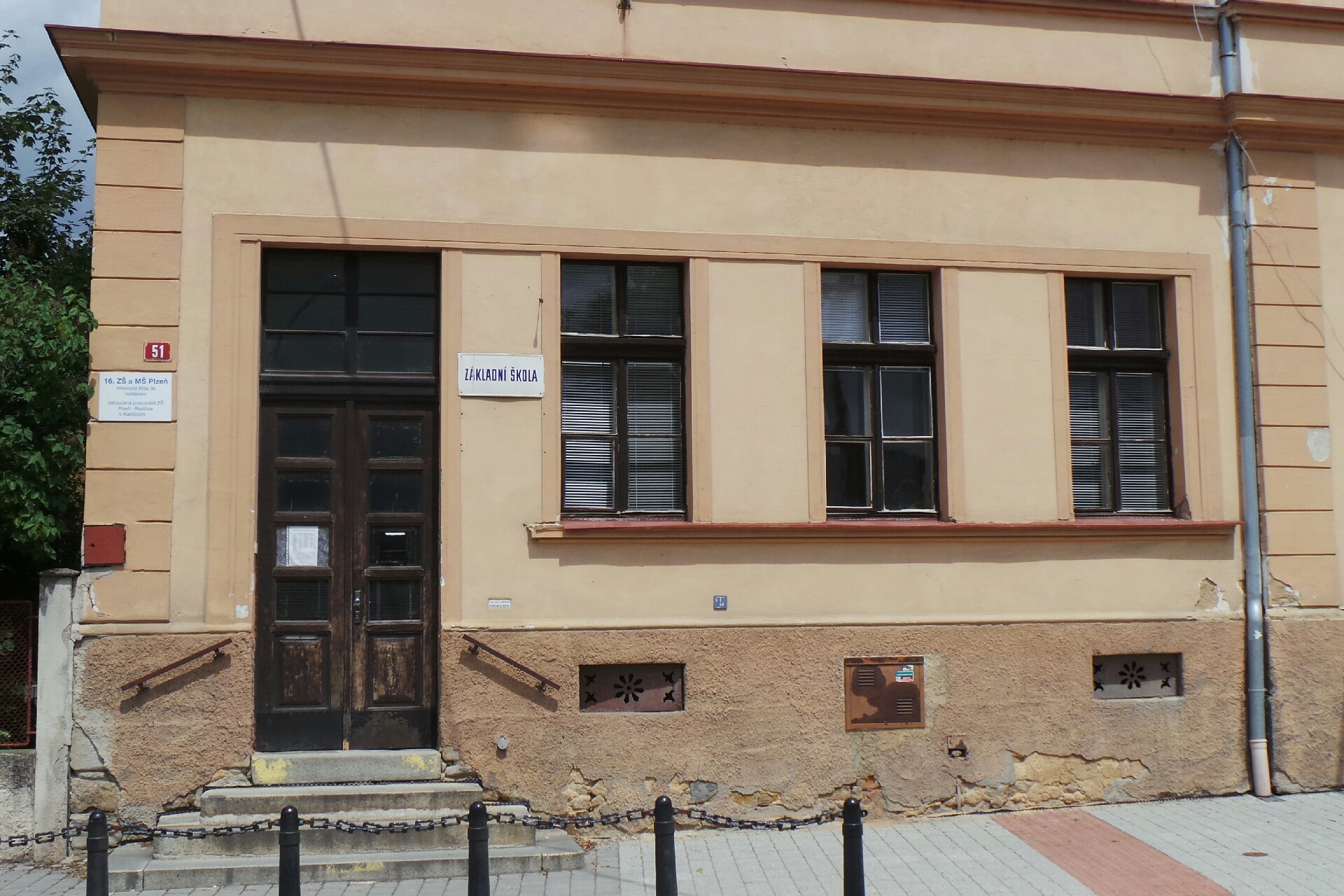 16. ZŠ a MŠ Plzeň