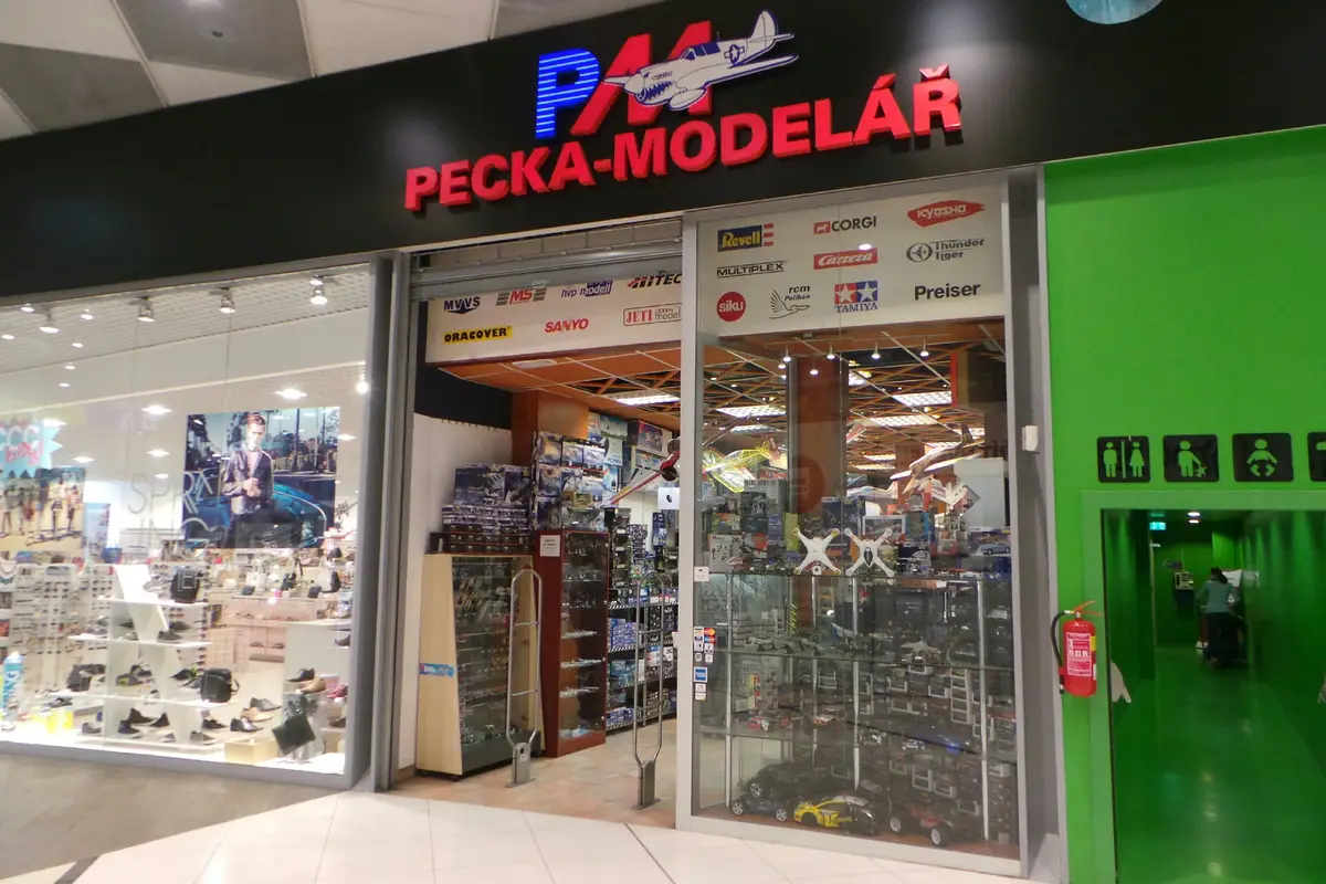PECKA MODELÁŘ