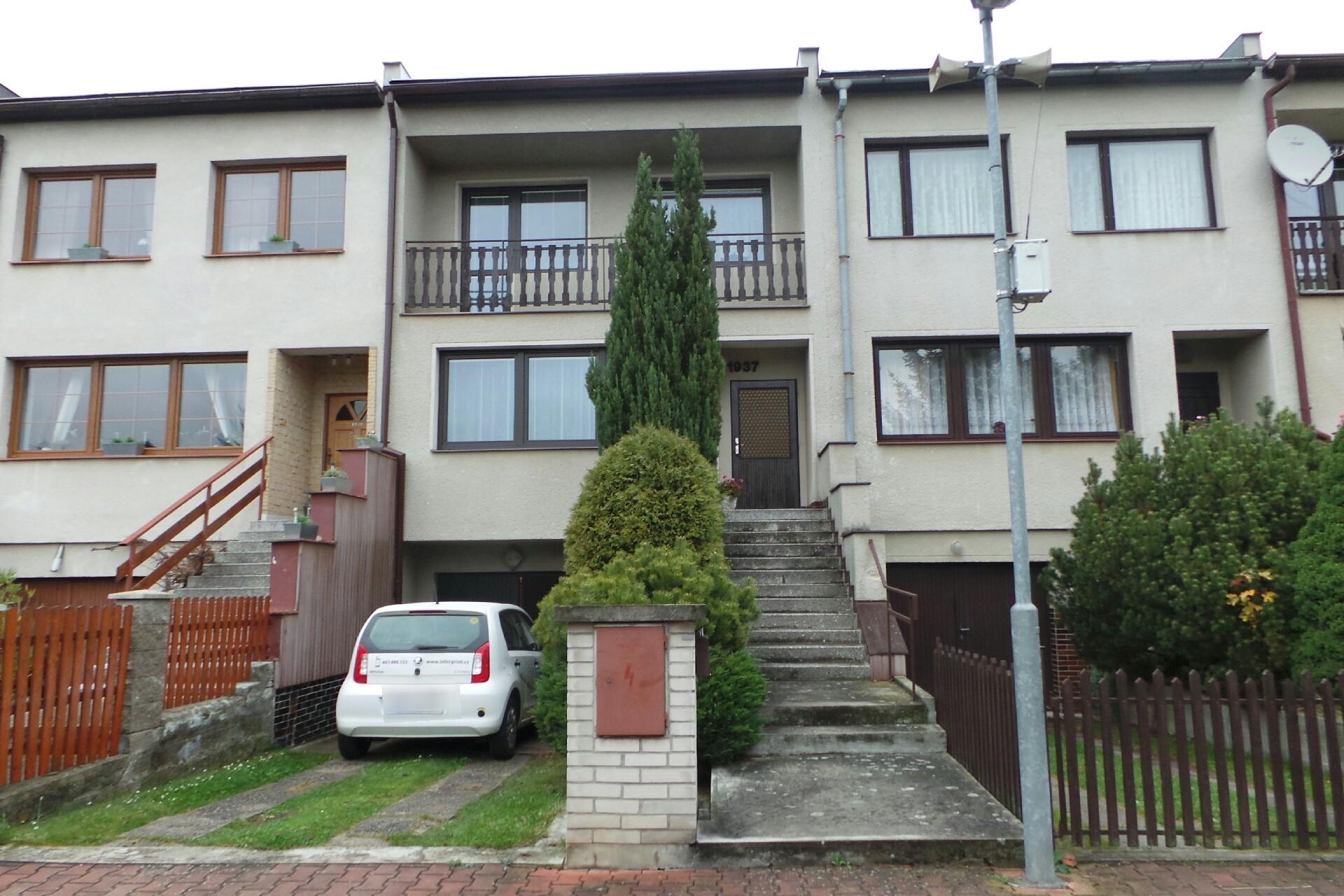 PARADISE REAL, s.r.o.