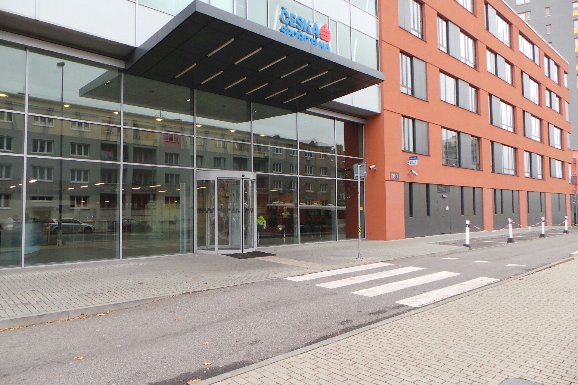 Bankomat České spořitelny foto 1