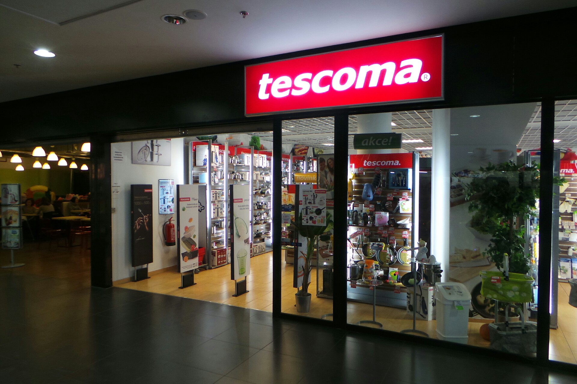 Prodejní centrum TESCOMA