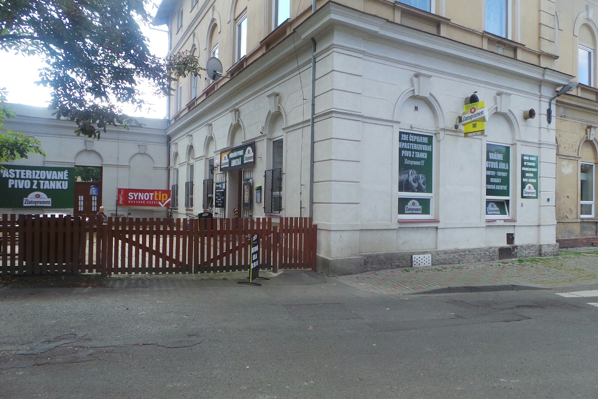 Nádražní pivnice Zámecká