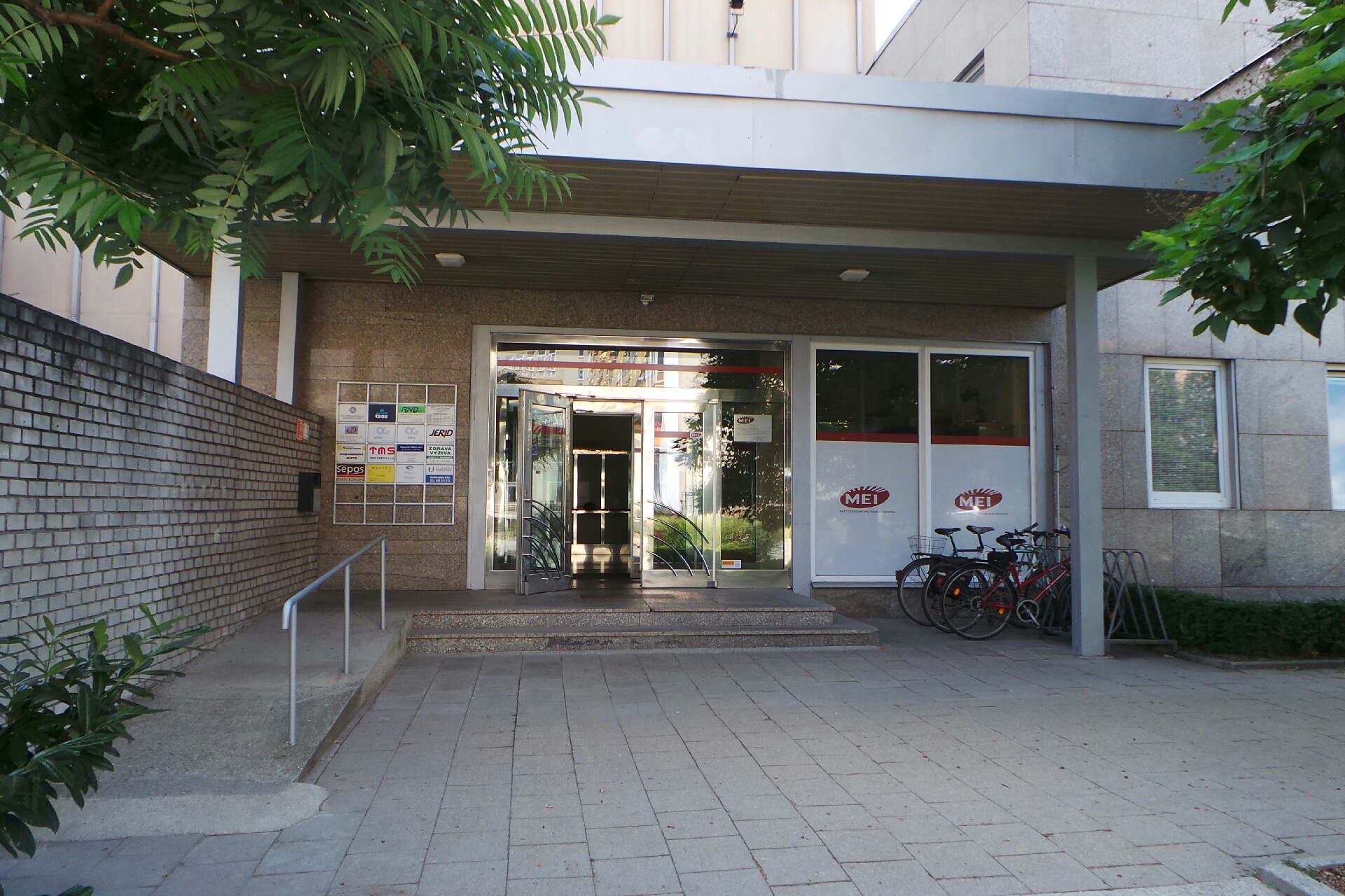 D.A.S. právní ochrana, pobočka ERGO Versicherung Aktiengesellschaft pro ČR