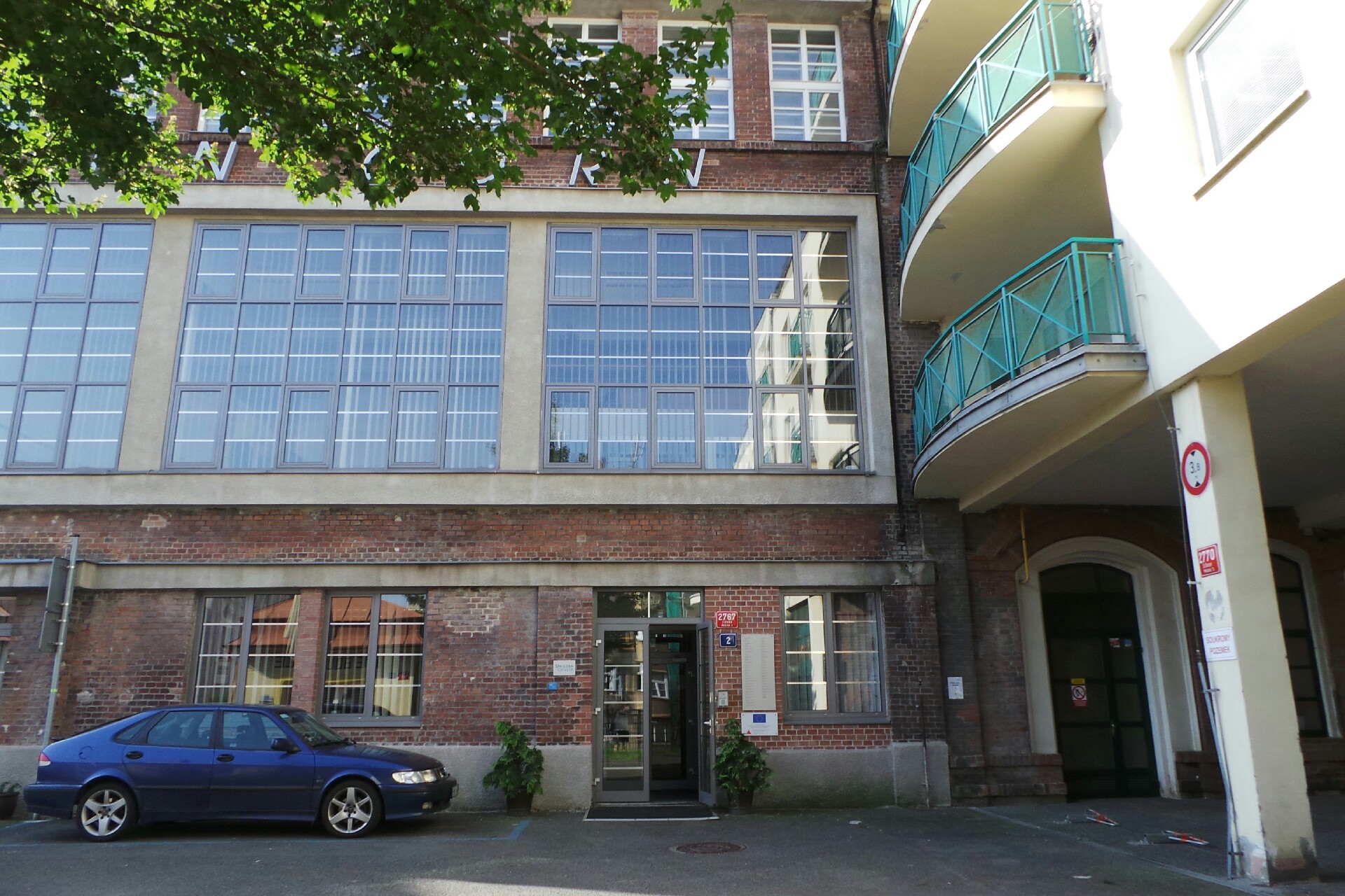 Unicorn Vysoká škola s. r. o. foto 2