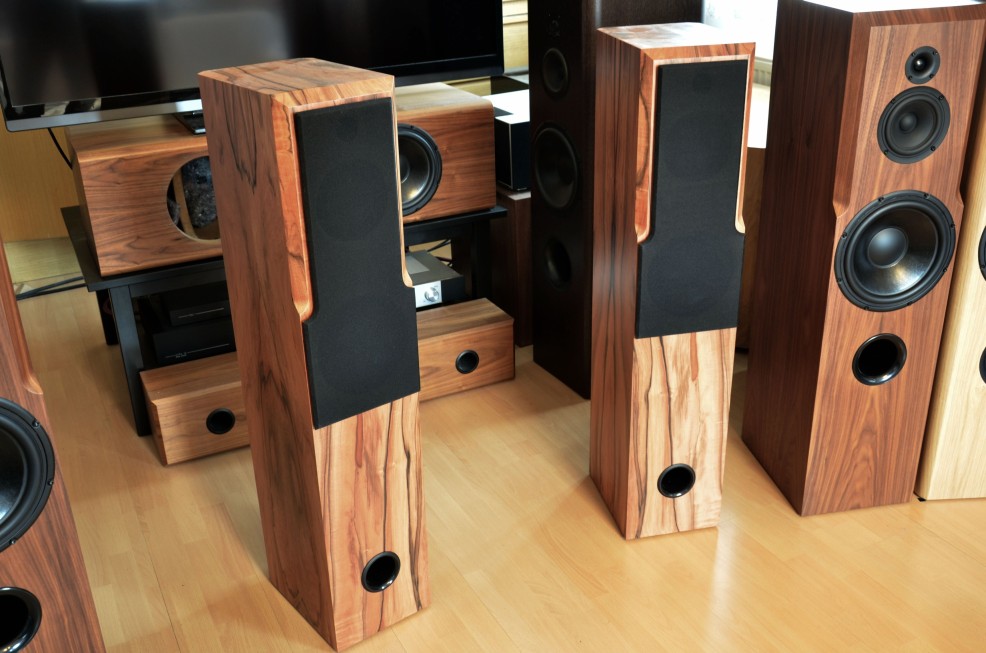 Prodej audiovizuální elektroniky ve žlutém domě foto 2