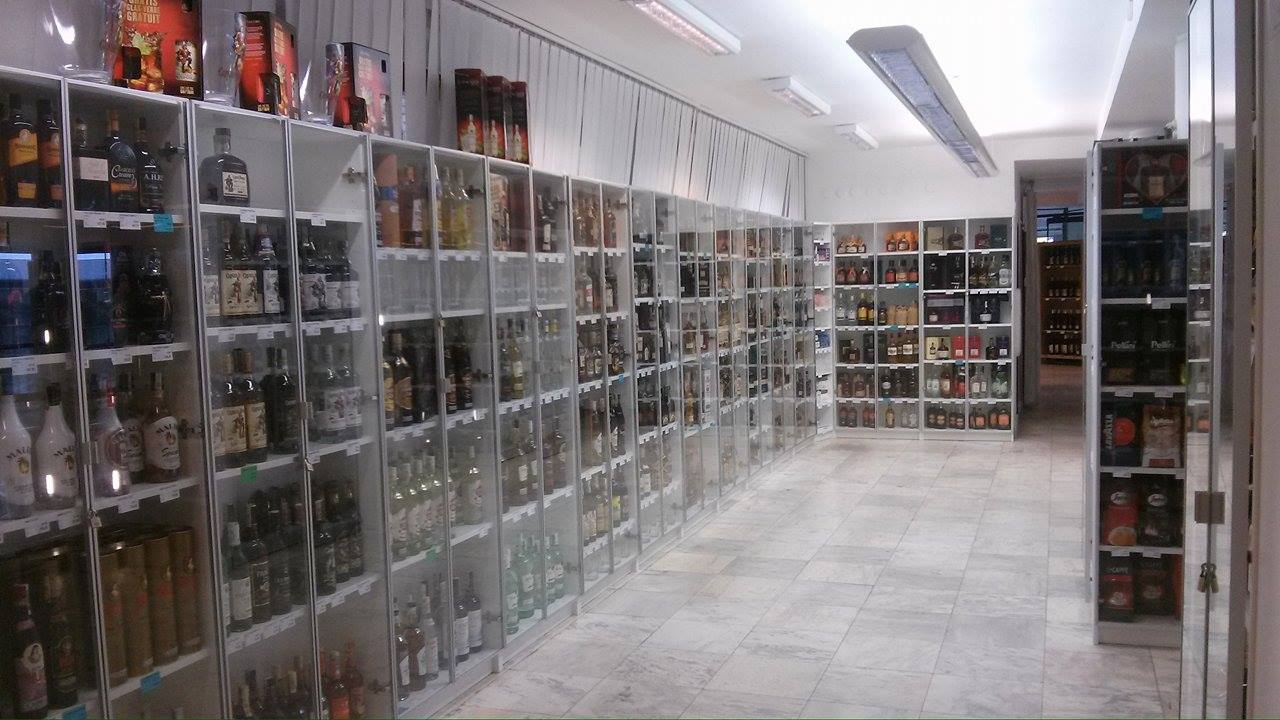 Hyveco Liquor Shop foto 4